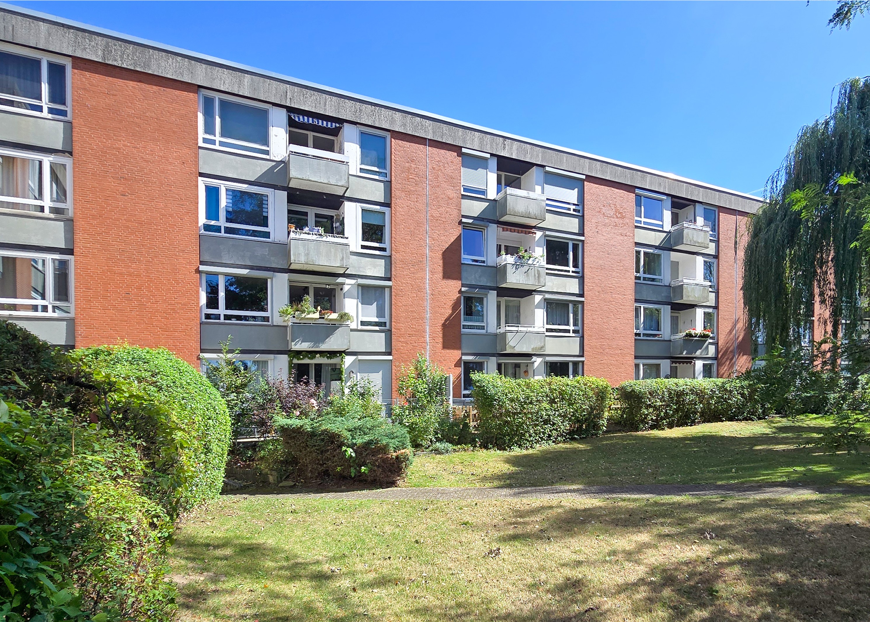 Familienfreundliches Zuhause mit  Loggia und grüner Aussicht