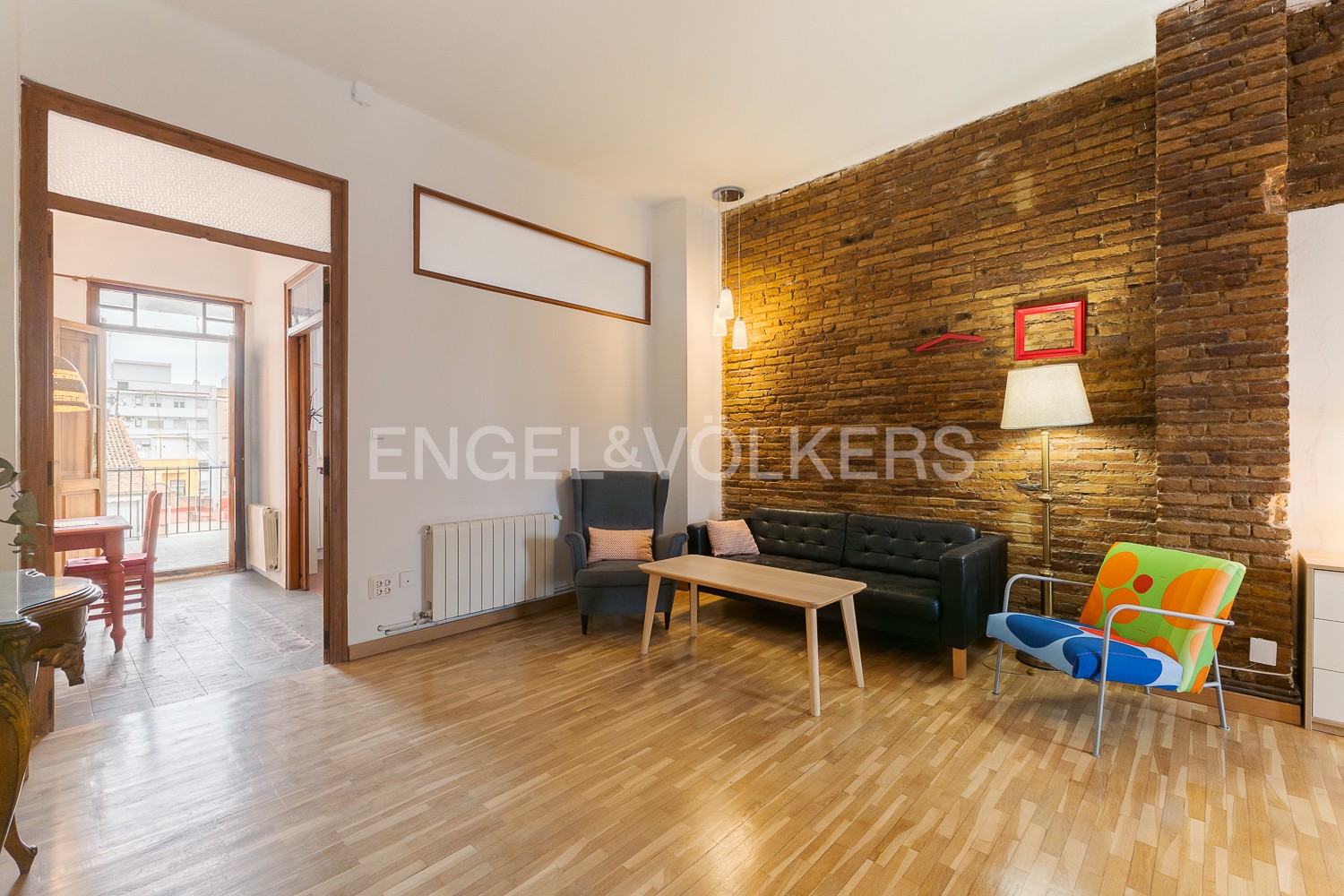 Cozy apartment with the terrace for short term