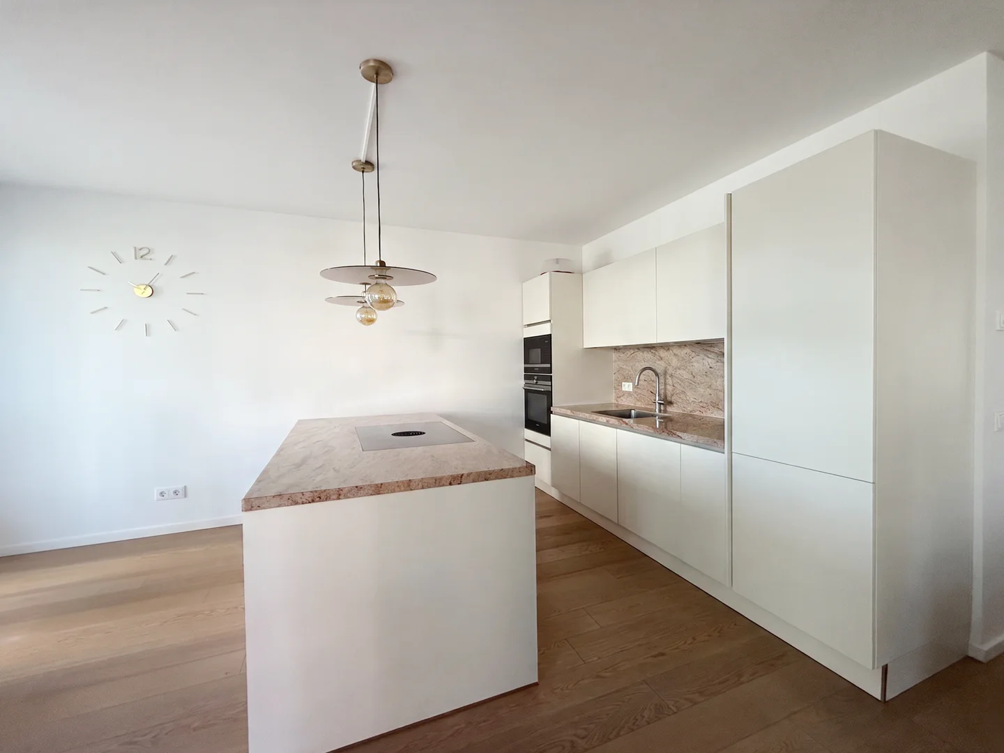 Exklusives Wohnen: Möblierte 2-Zimmer-Wohnung nahe dem KaDeWe - Photo 4