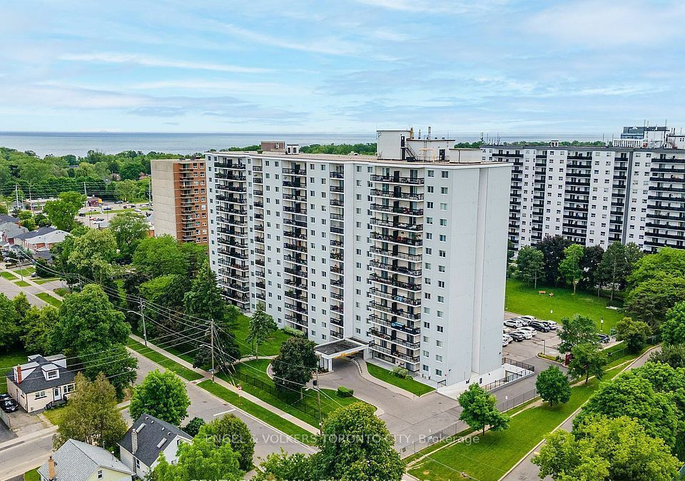 Welcome to the highly sought-after Lakeview community