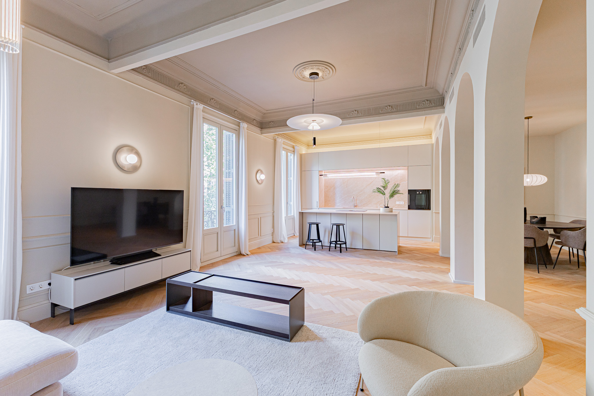 Luxury and renovated apartment in Eixample