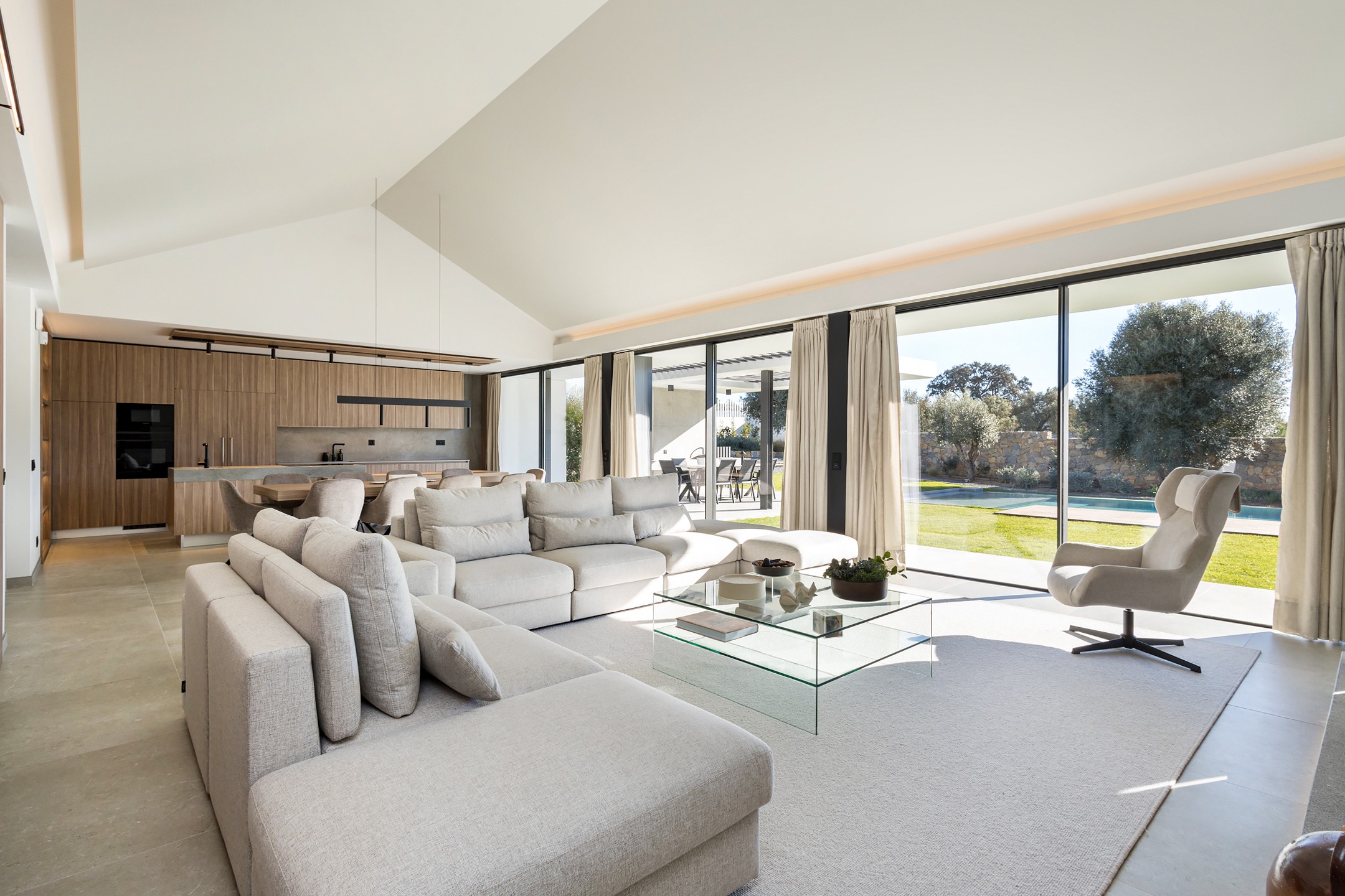 Imposing villa in a privileged location