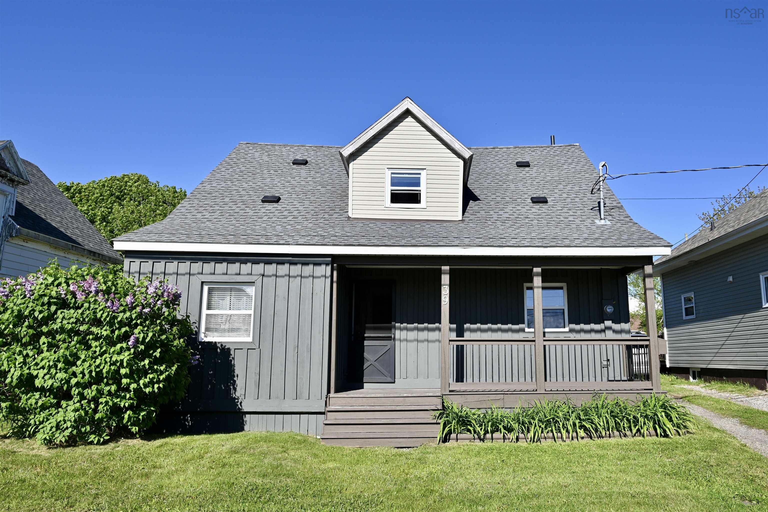Situated in a quiet, family-friendly neighborhood