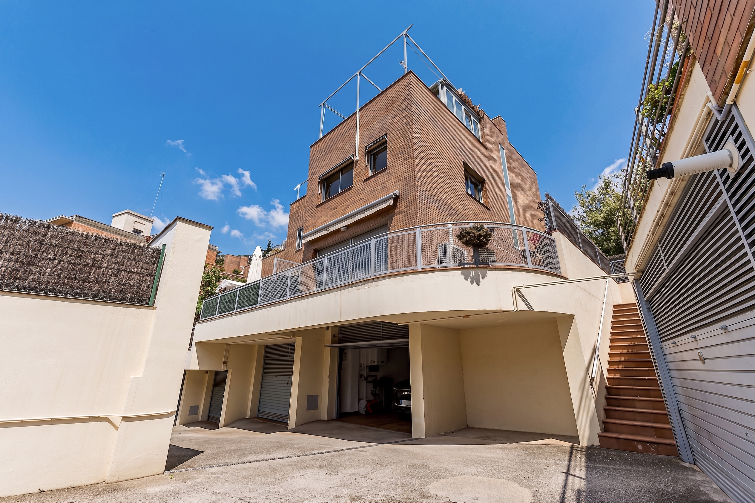 Casa adossada de 5 habitacions a Sant Genís dels Agudells -Horta