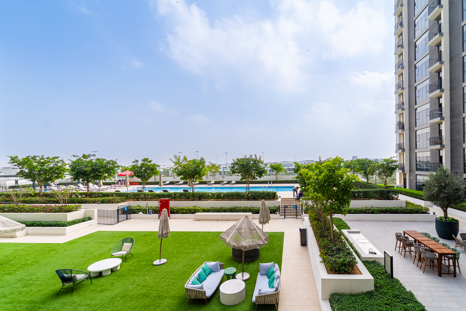 Best Price | Exclusive | Pool View | Vacant