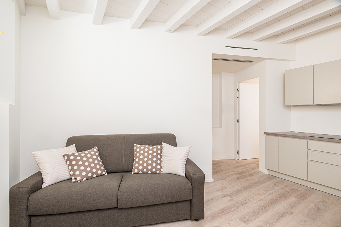 Newly built furnished apartment