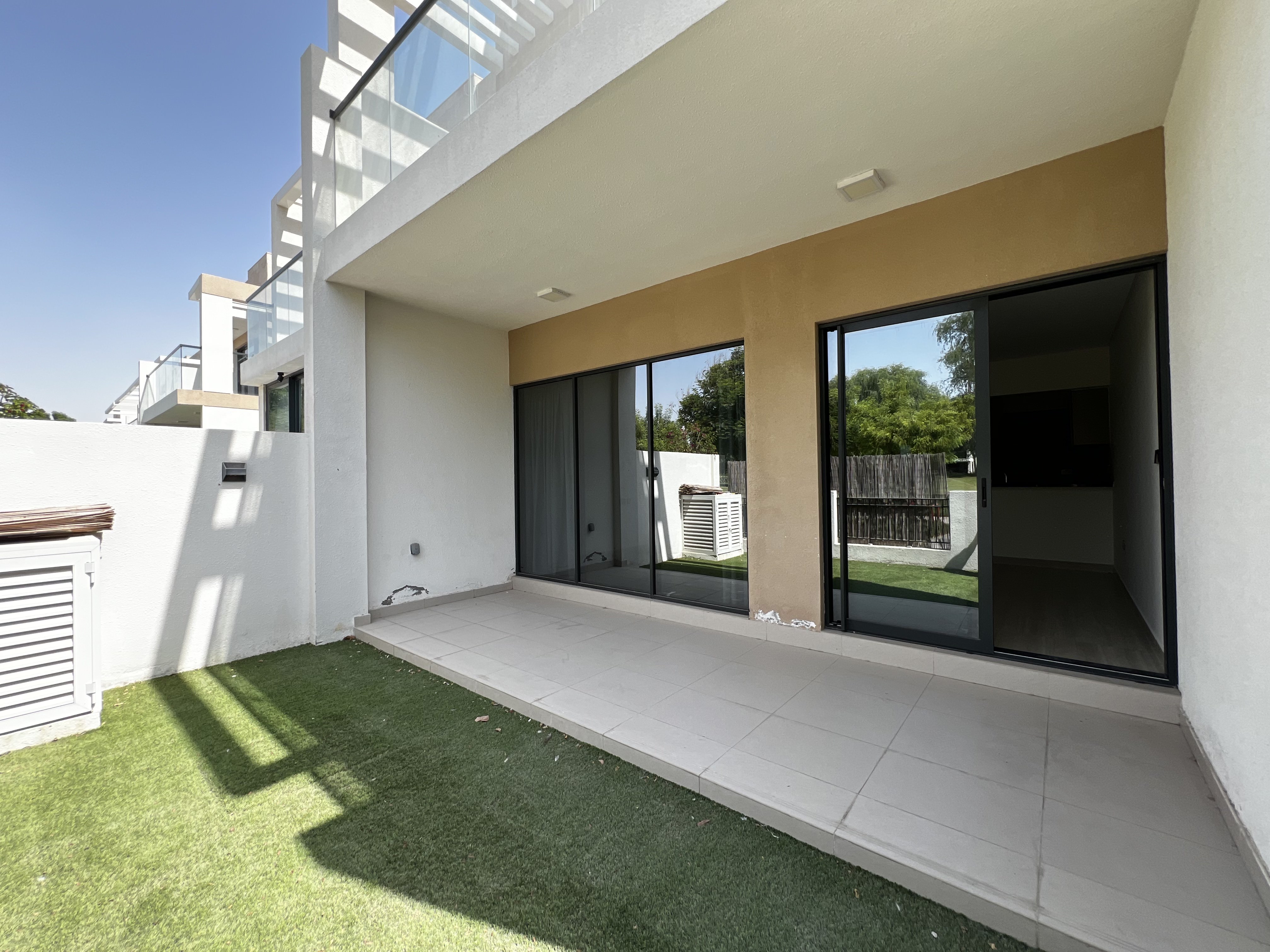 Park Backing | Very Quiet | Upgraded Terrace