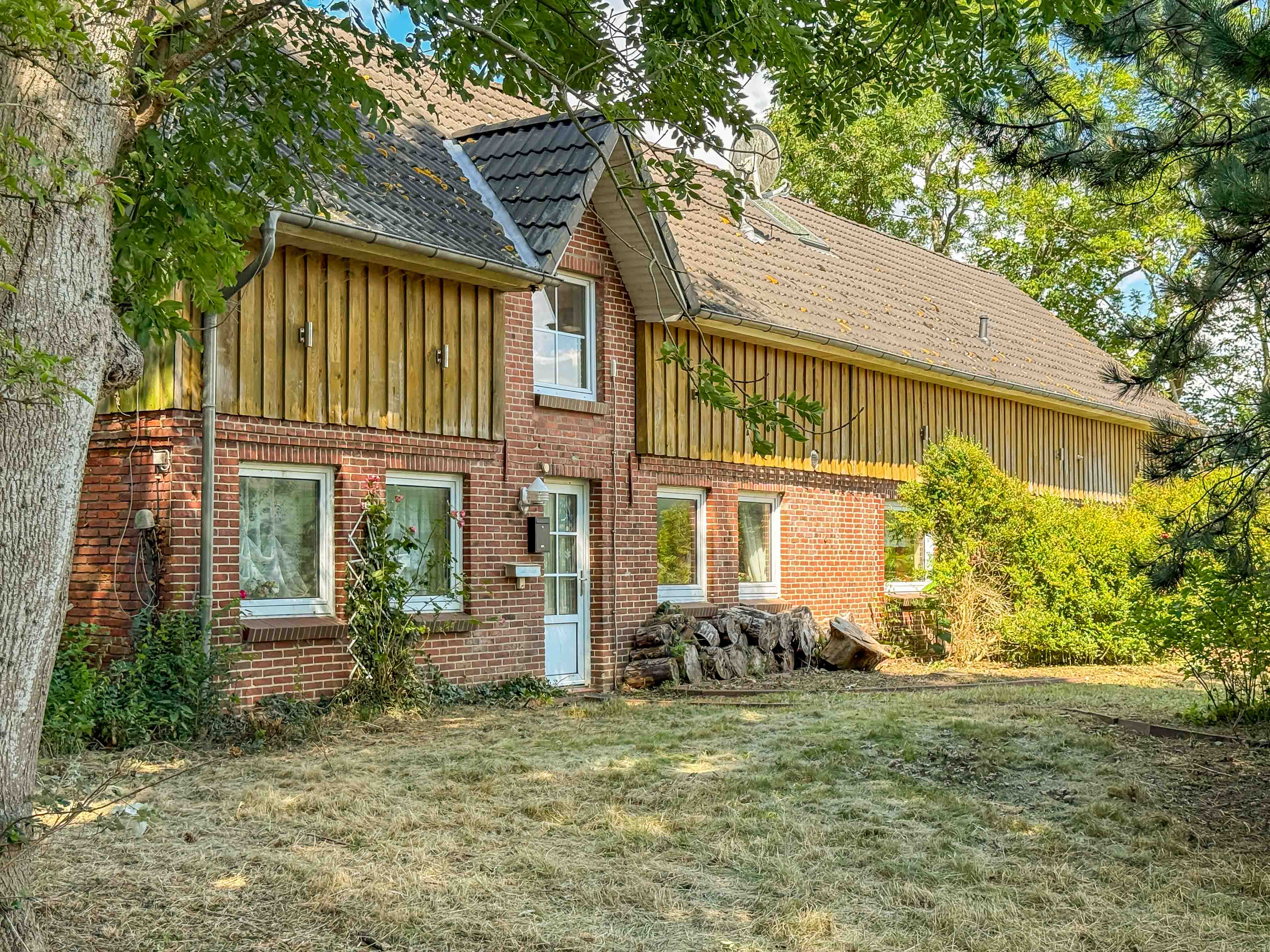 Großzügiges Landhaus mit idyllischem Weitblick