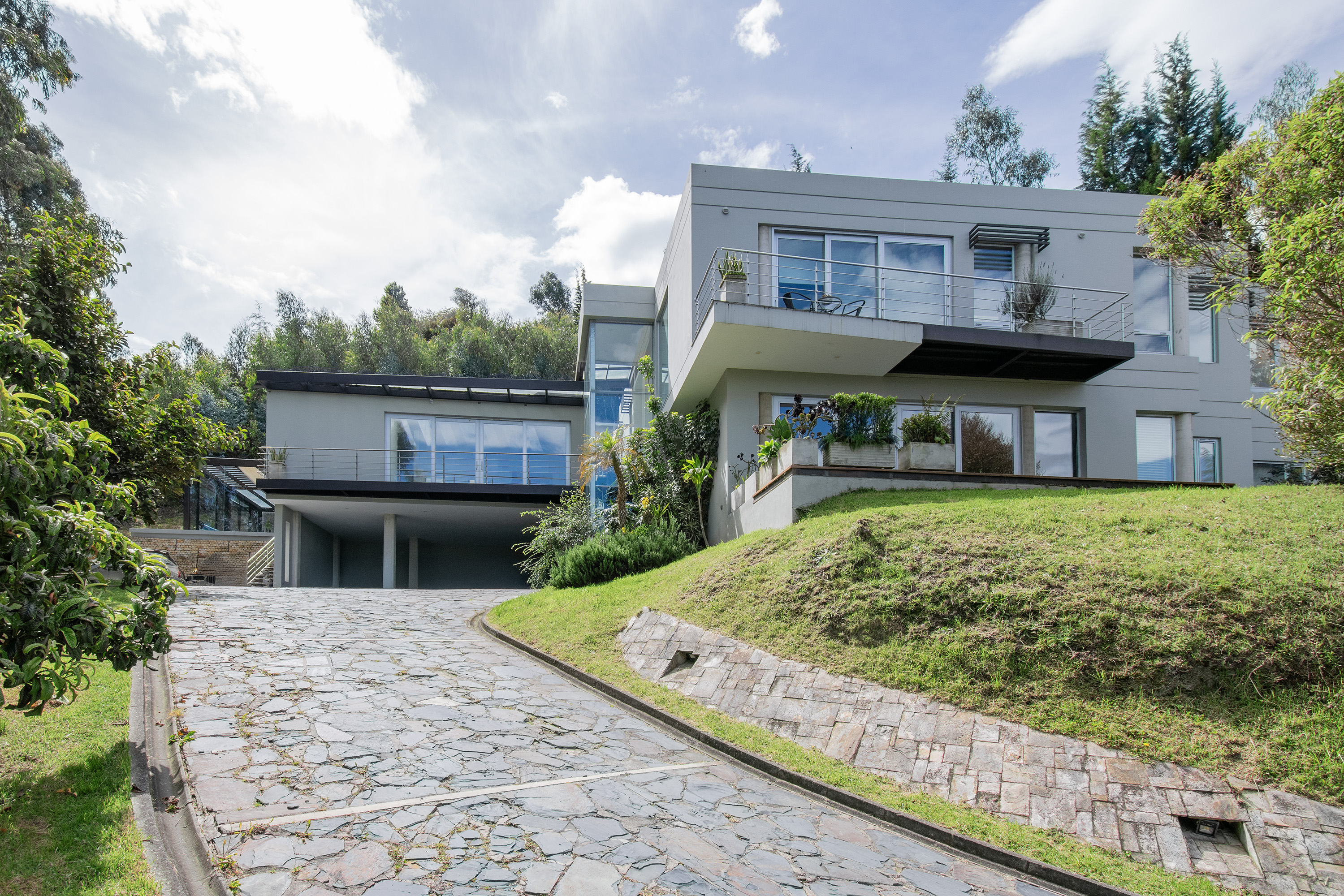 Casa con piscina en Cajicá para venta