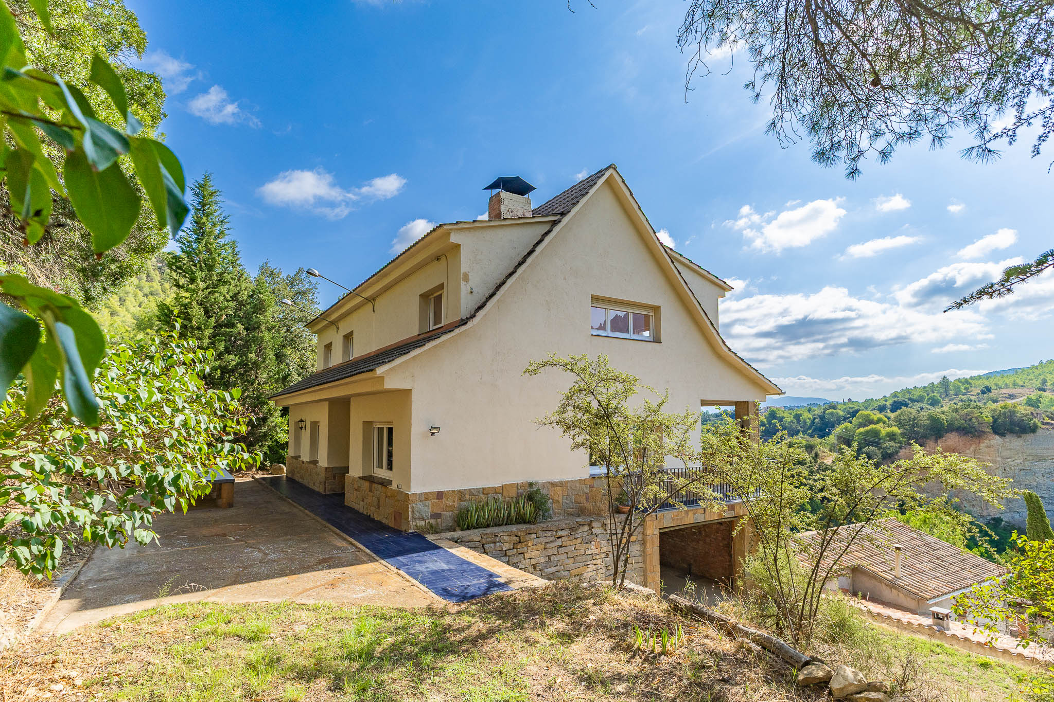 Exclusiva casa amb vistes a Montserrat