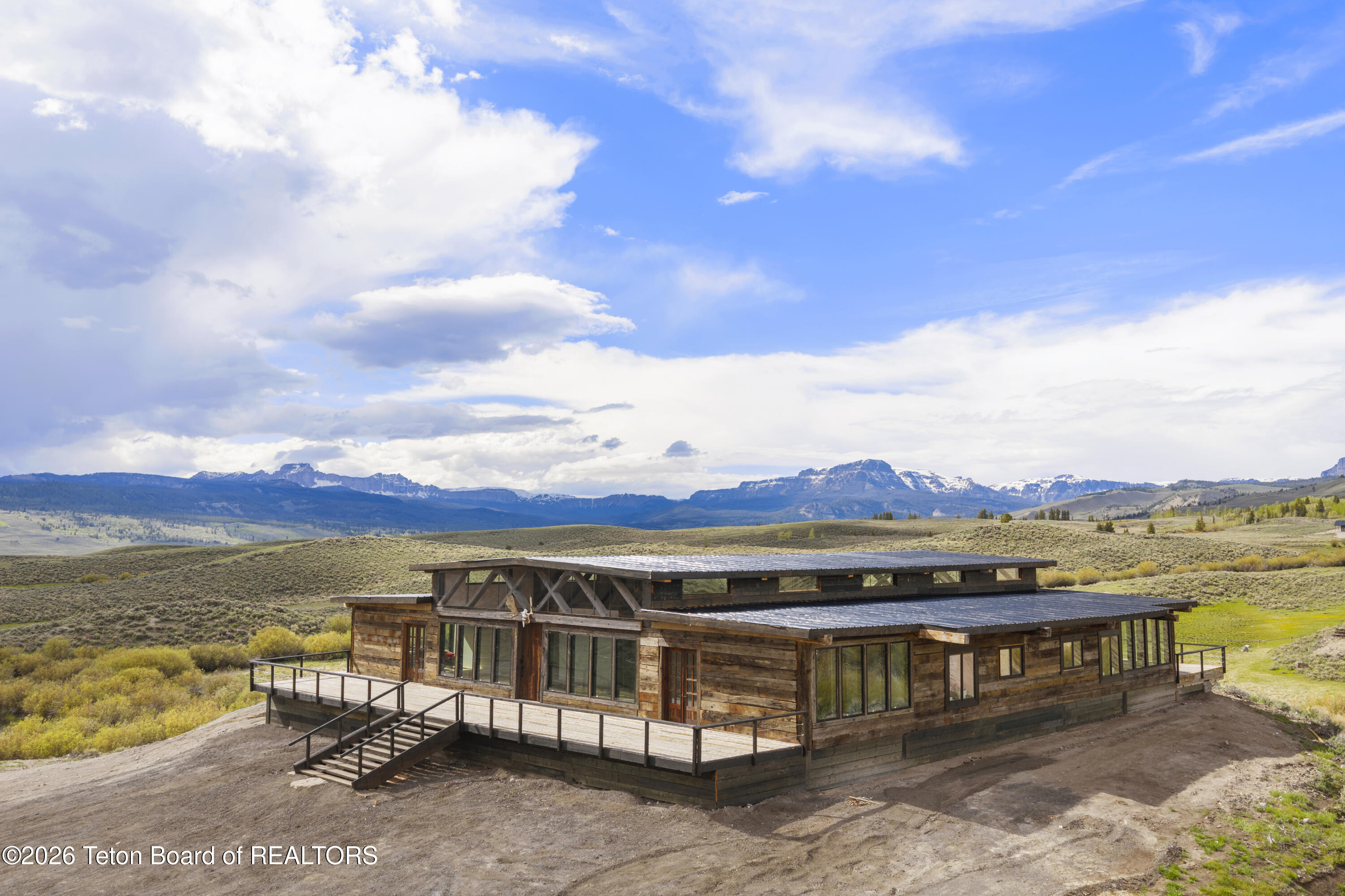 Wyoming Cowboy Starship Reclaimed American Heritage
