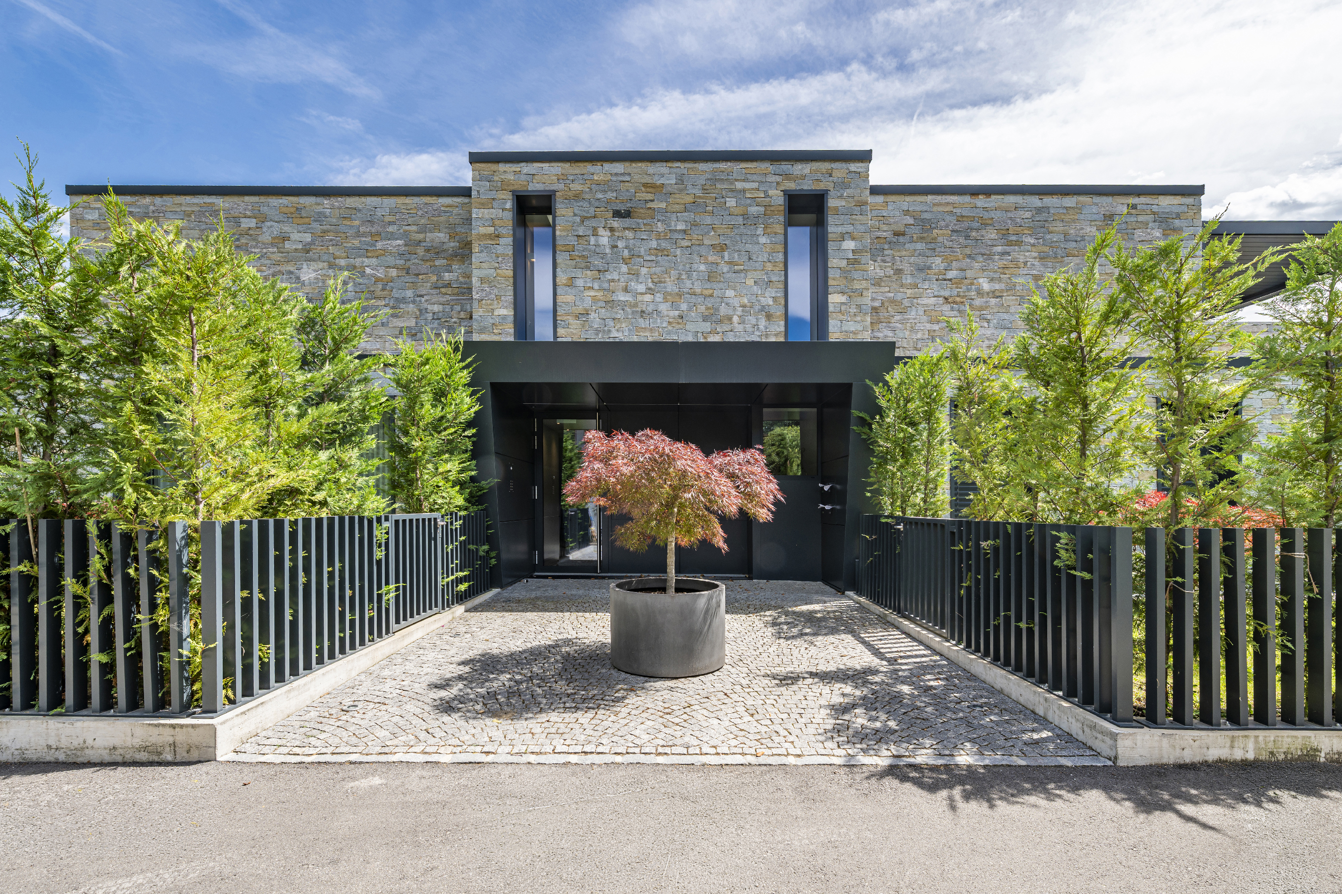 Premium penthouse near Ascona & golf course (36)