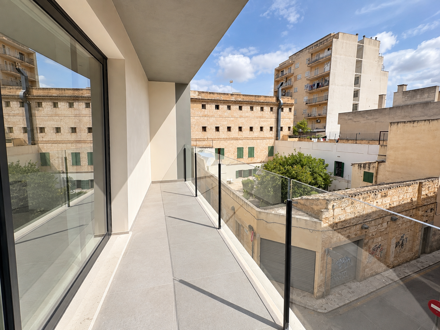 Bright apartment for first occupancy in central Inca [AI-modified]