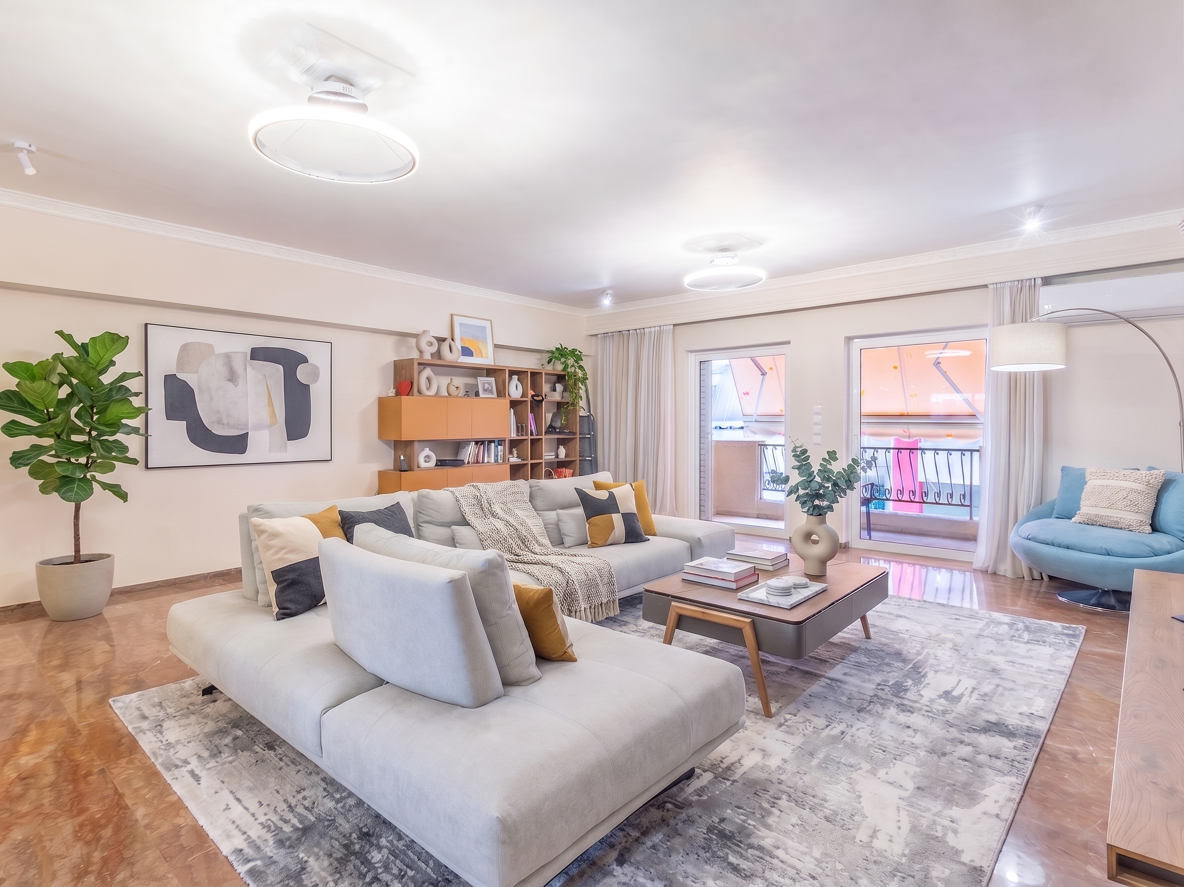 Bright full-floor apartment with parking space [KI-modifiziert]