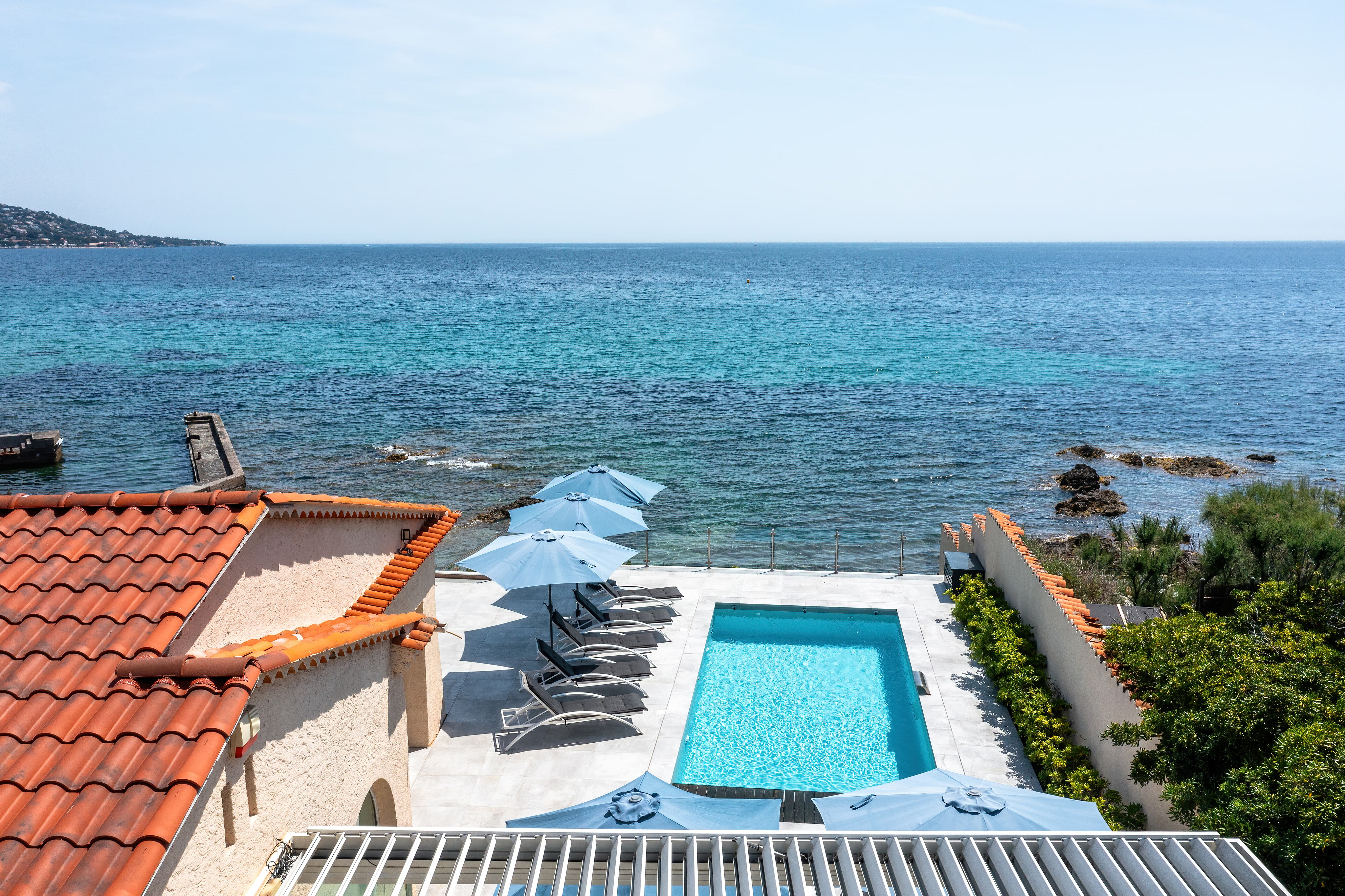 Seasonal rental – Luxury beachfront villa – Sainte-Maxime, Gulf of Saint-Tropez