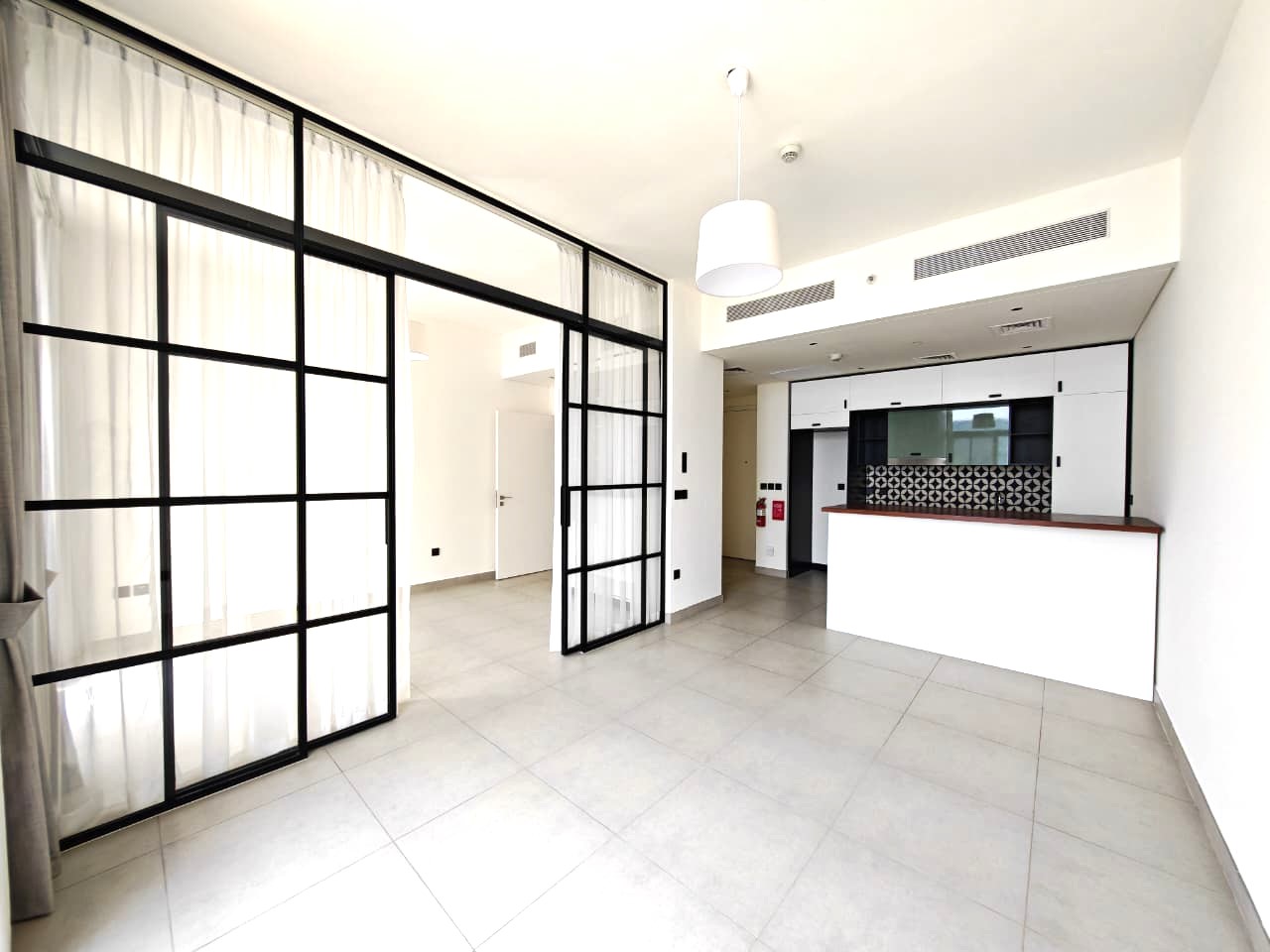 Unfurnished | Prime location | Ready to move in