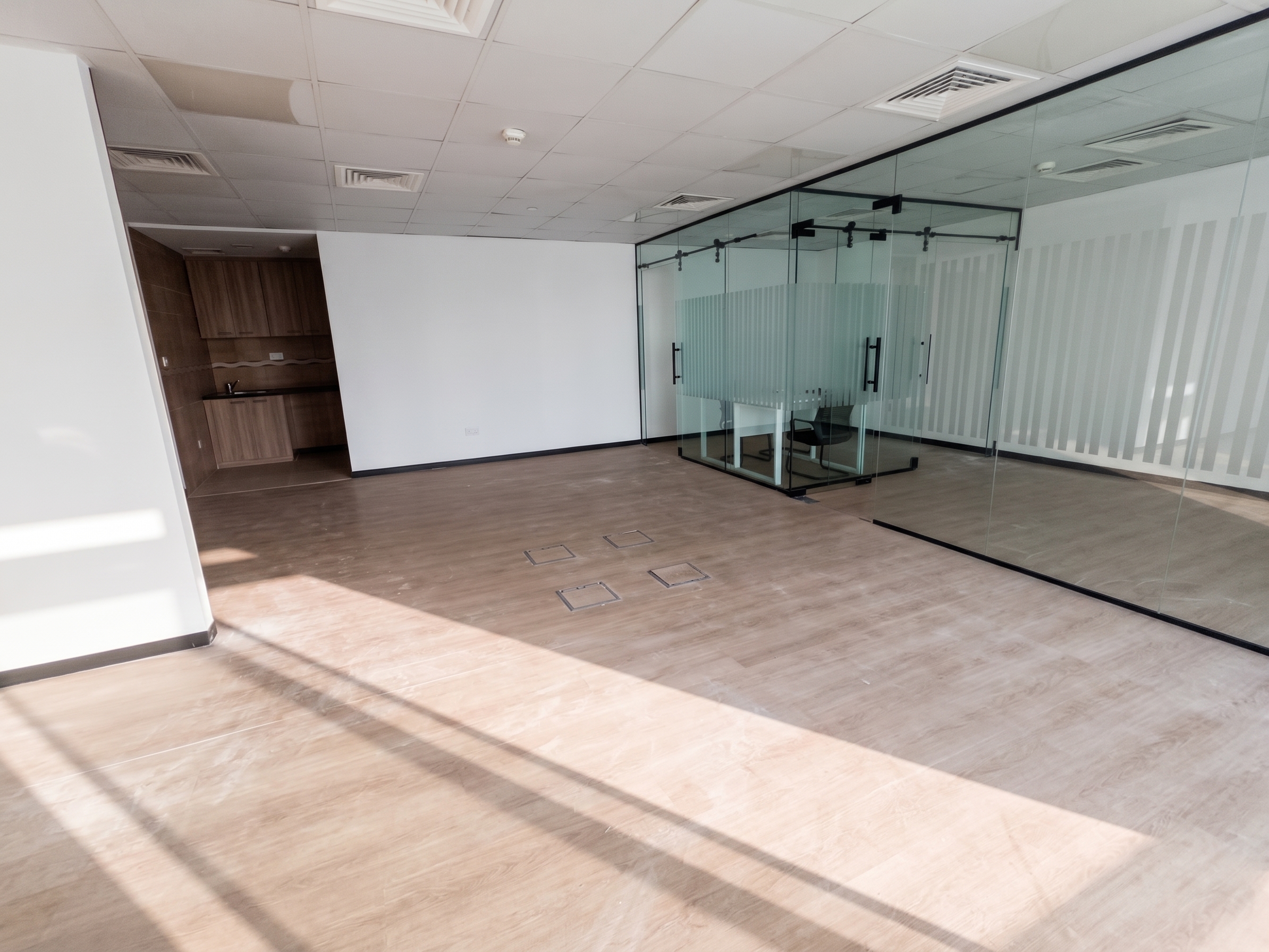 Premium Fitout | Vacant | Prime Location