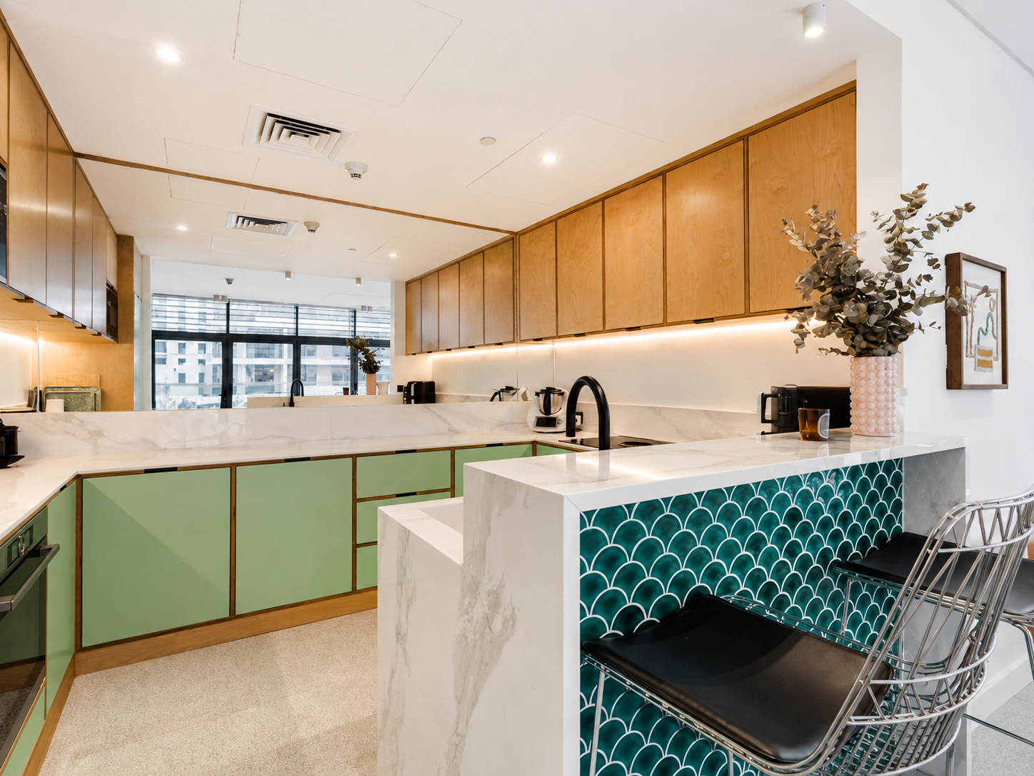 Fully Upgraded | Luxury Penthouse | Park Views