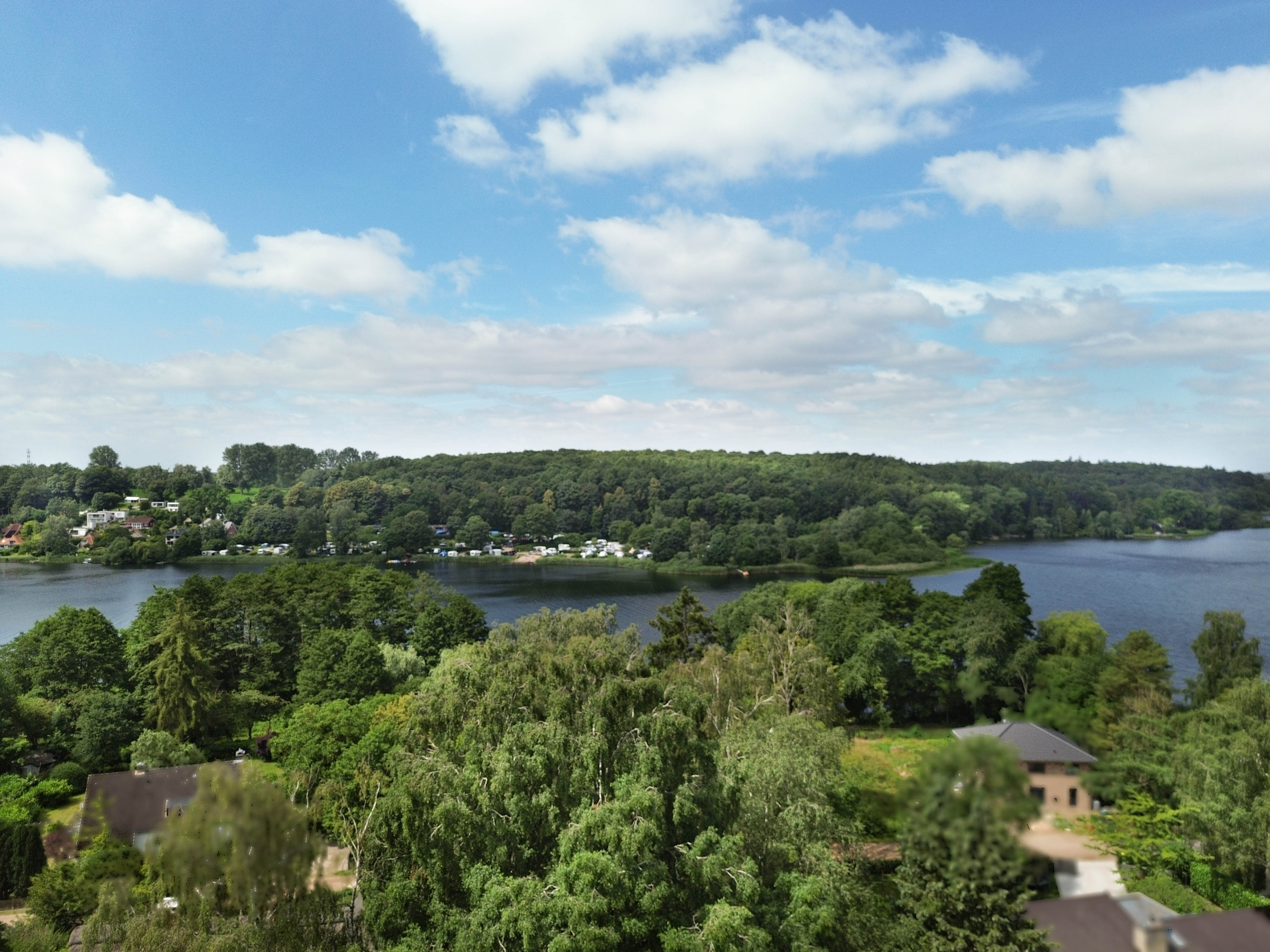 Wenige Schritte zum Kellersee: Sonniges Baugrundstück in Bestlage von Eutin-Fissau