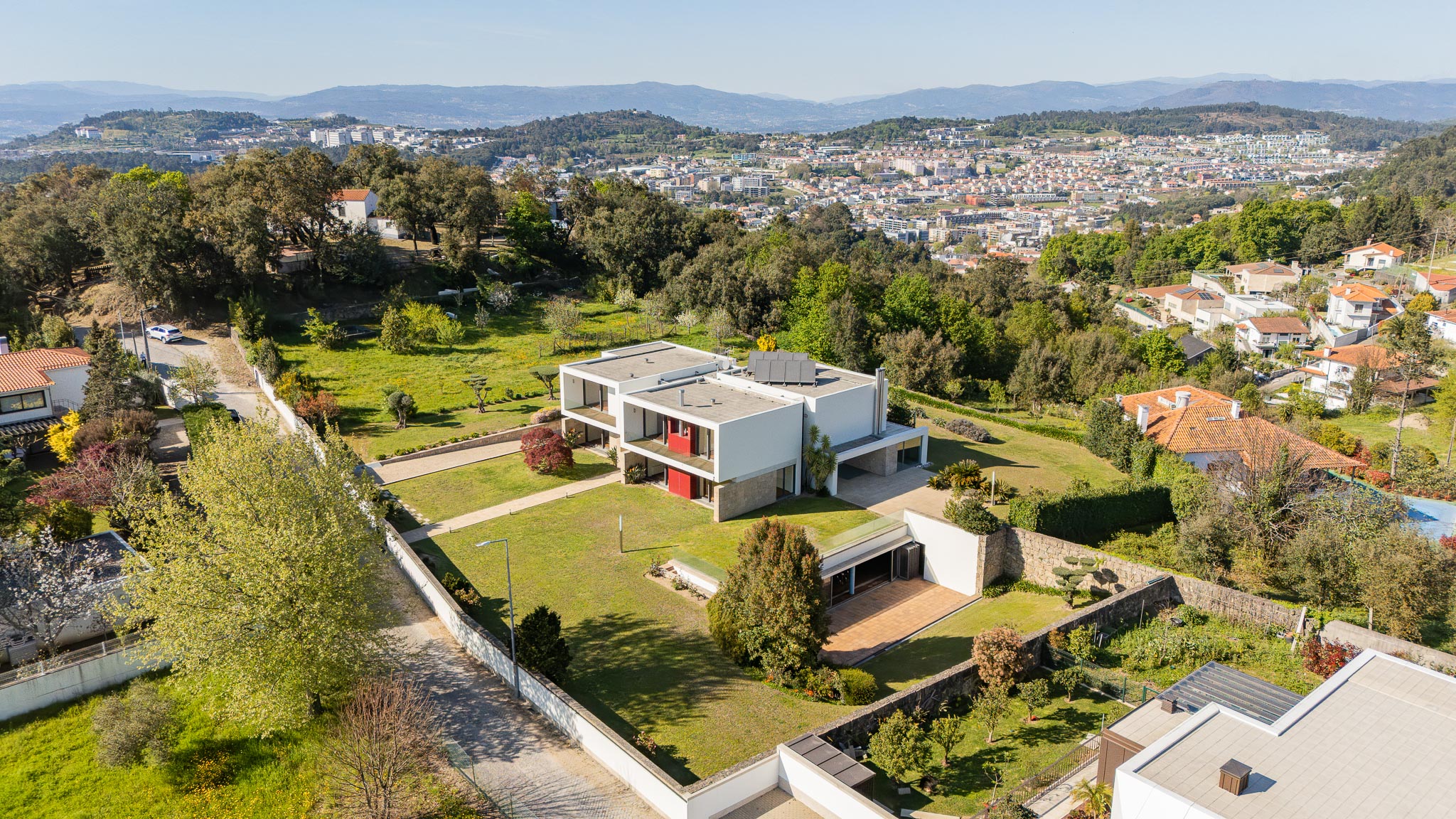 Luxus Villa in Braga, Nordportugal, mit Panoramablick auf Bom Jesus und Sameiro