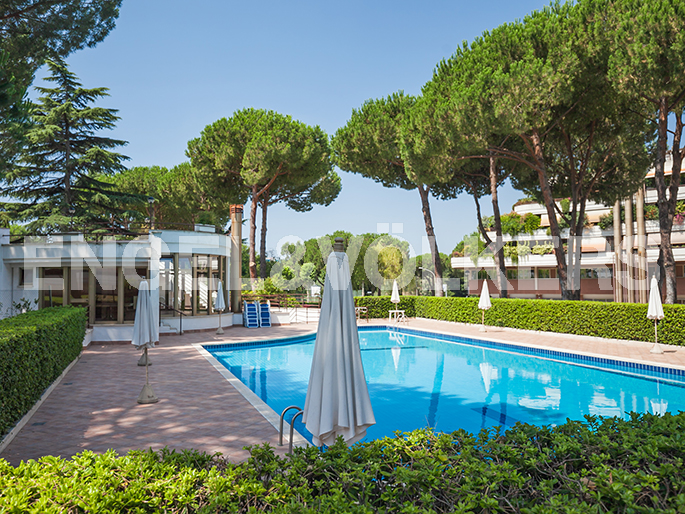 Eur Serafico, split-level property with terrace and parking space