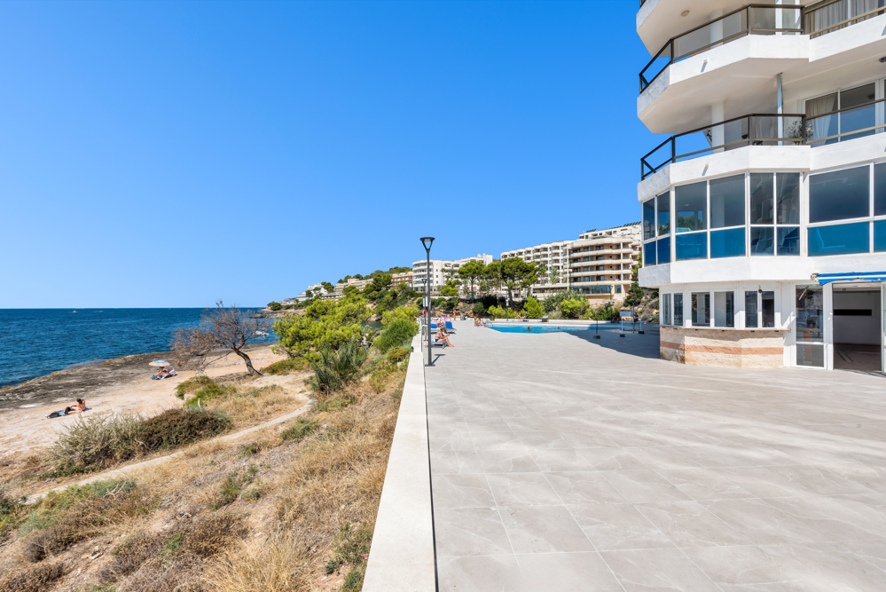 Erstklassige Gewerbefläche direkt am Meer-Ideal für Gastronomie, Fitness, Spa..