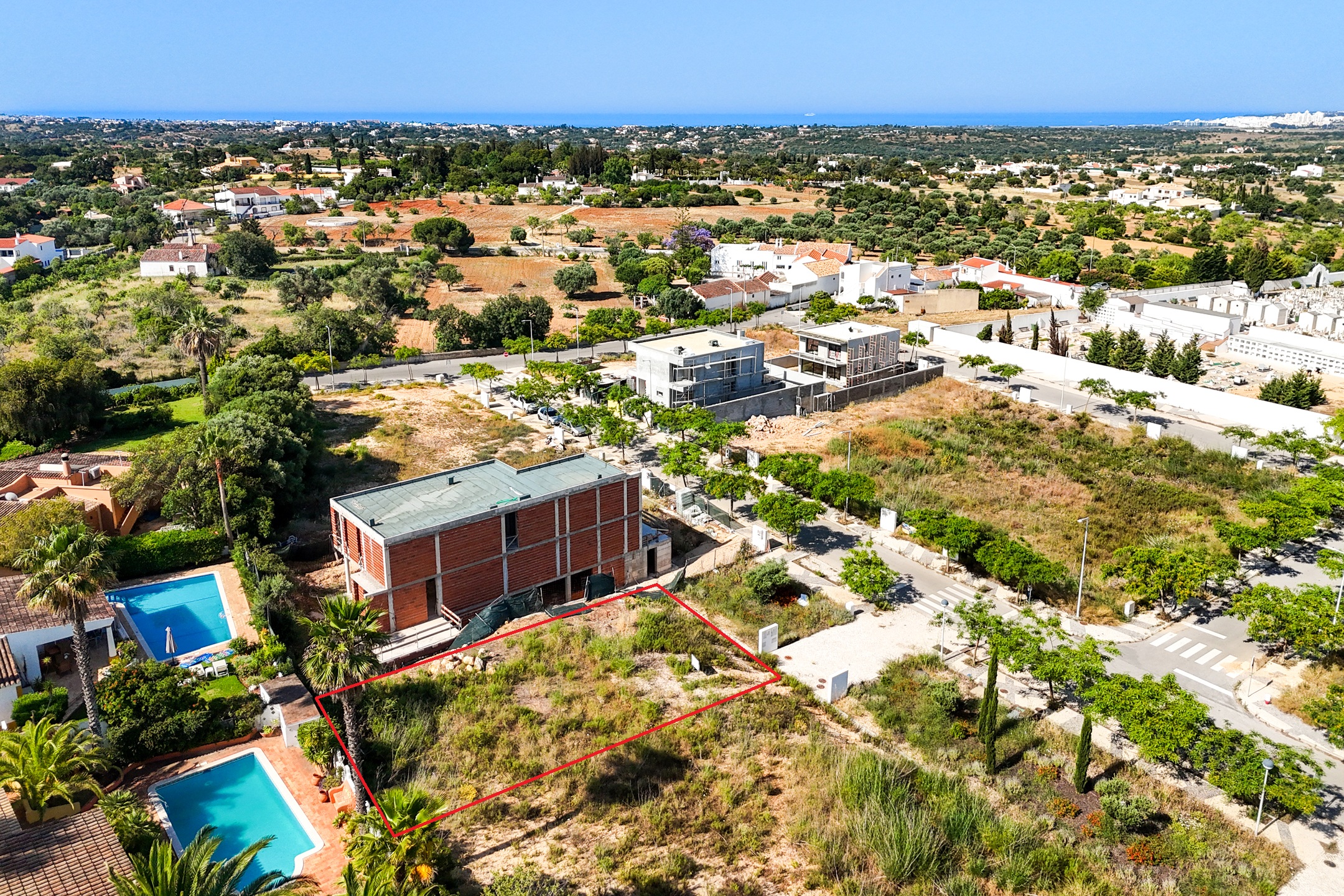 Lote de terreno para construção de moradia isolada na Guia