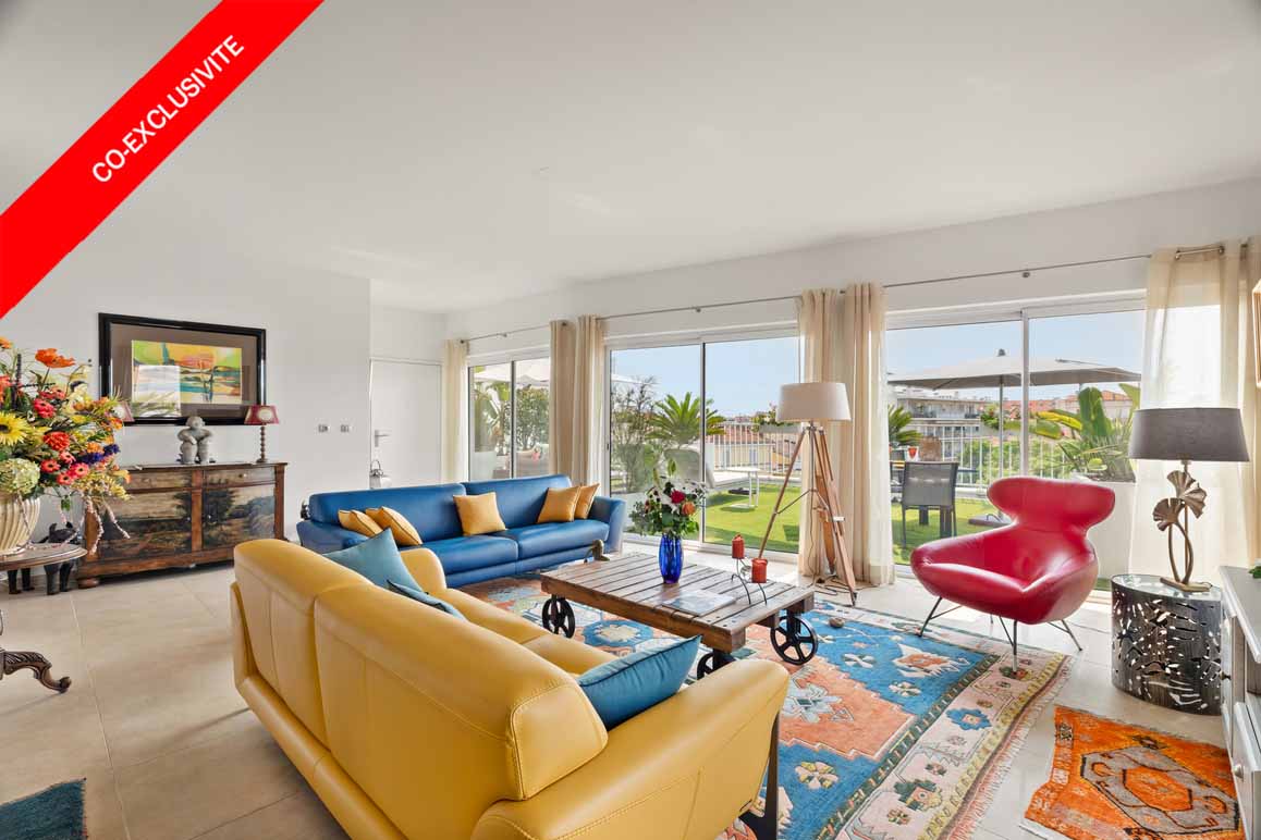 Élégant Penthouse de trois chambres avec deux garages privés