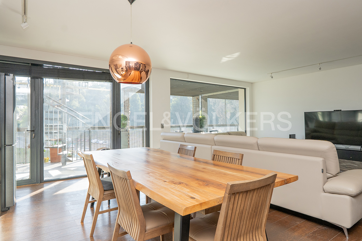 Penthouse con terraza privada y quincho, vista 360°