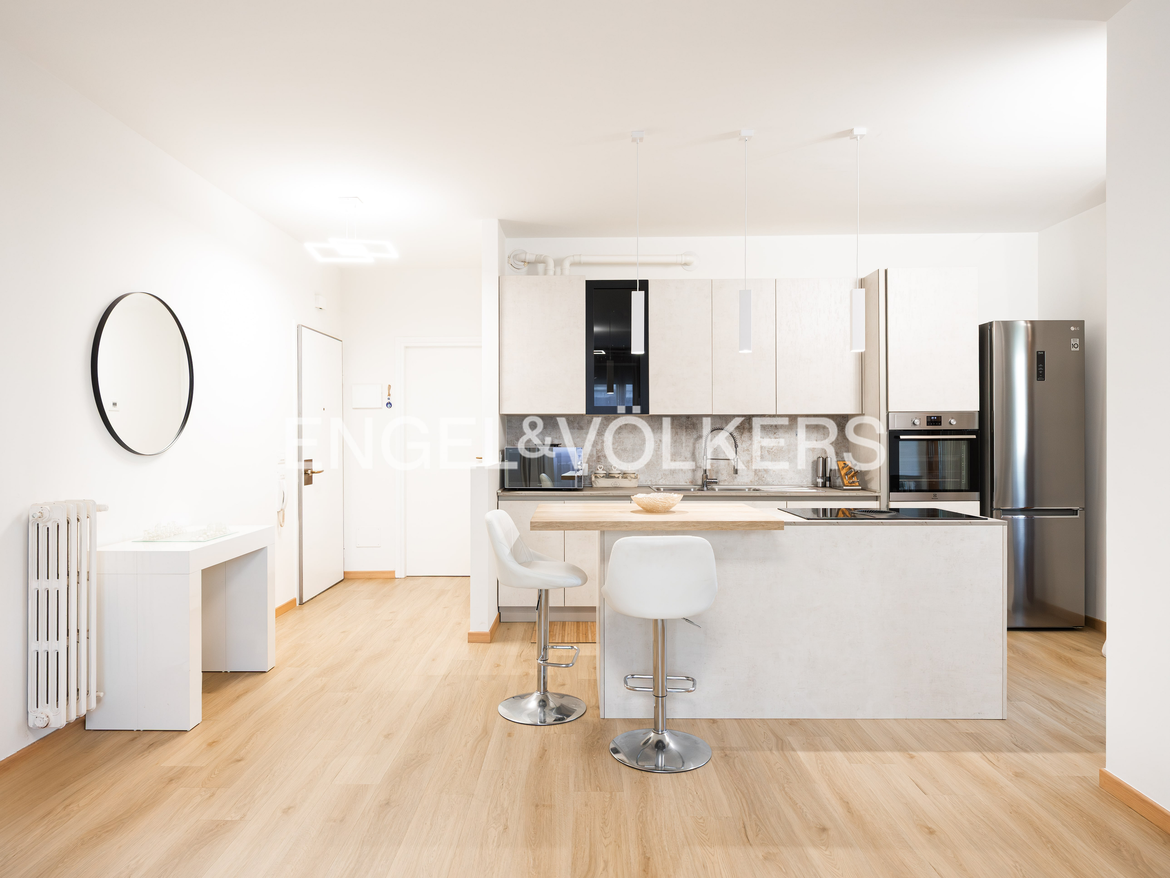 Bright apartment ready to move in