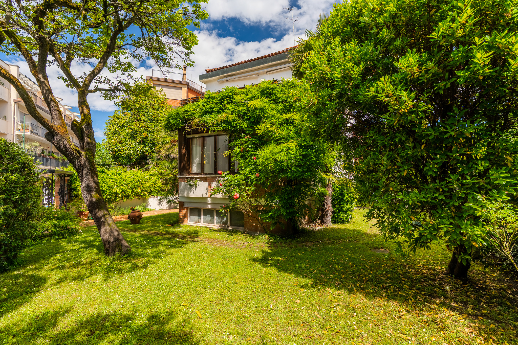 La tua oasi privata immersa nel verde