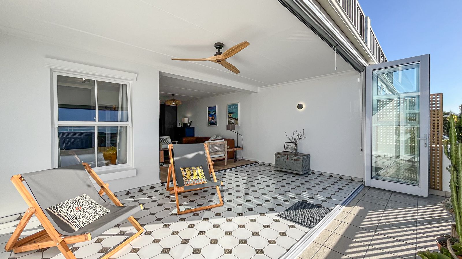 Stunning Newly Renovated Apartment | Marsh Street, Mossel Bay