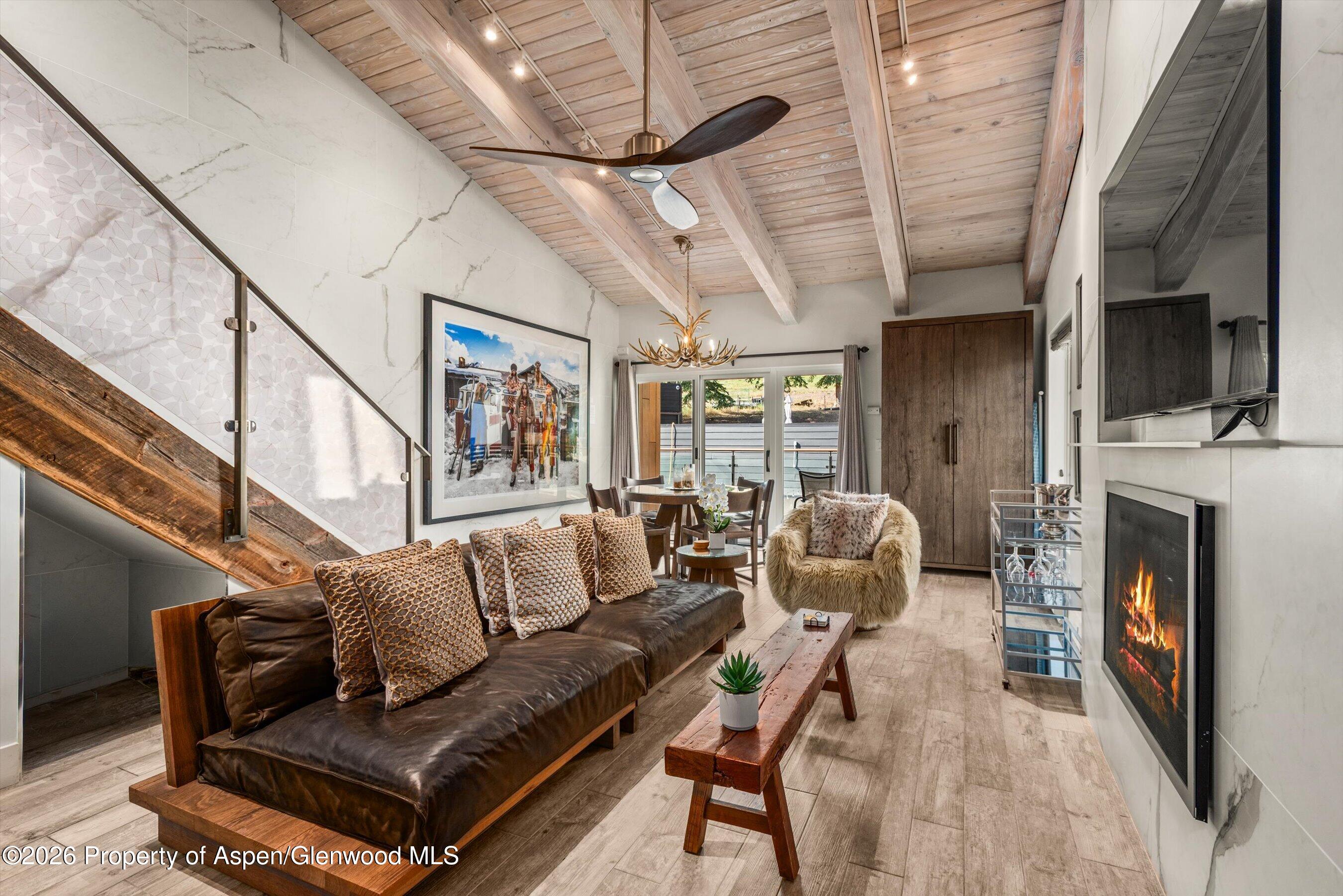 Turnkey Slopeside Elegance
