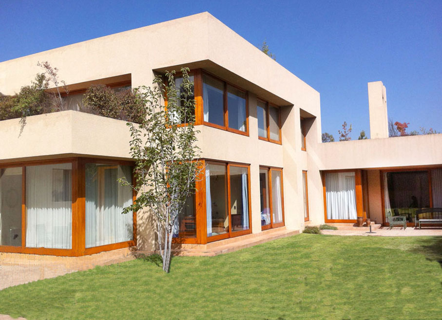 Linda Casa Mediterránea en Condominio