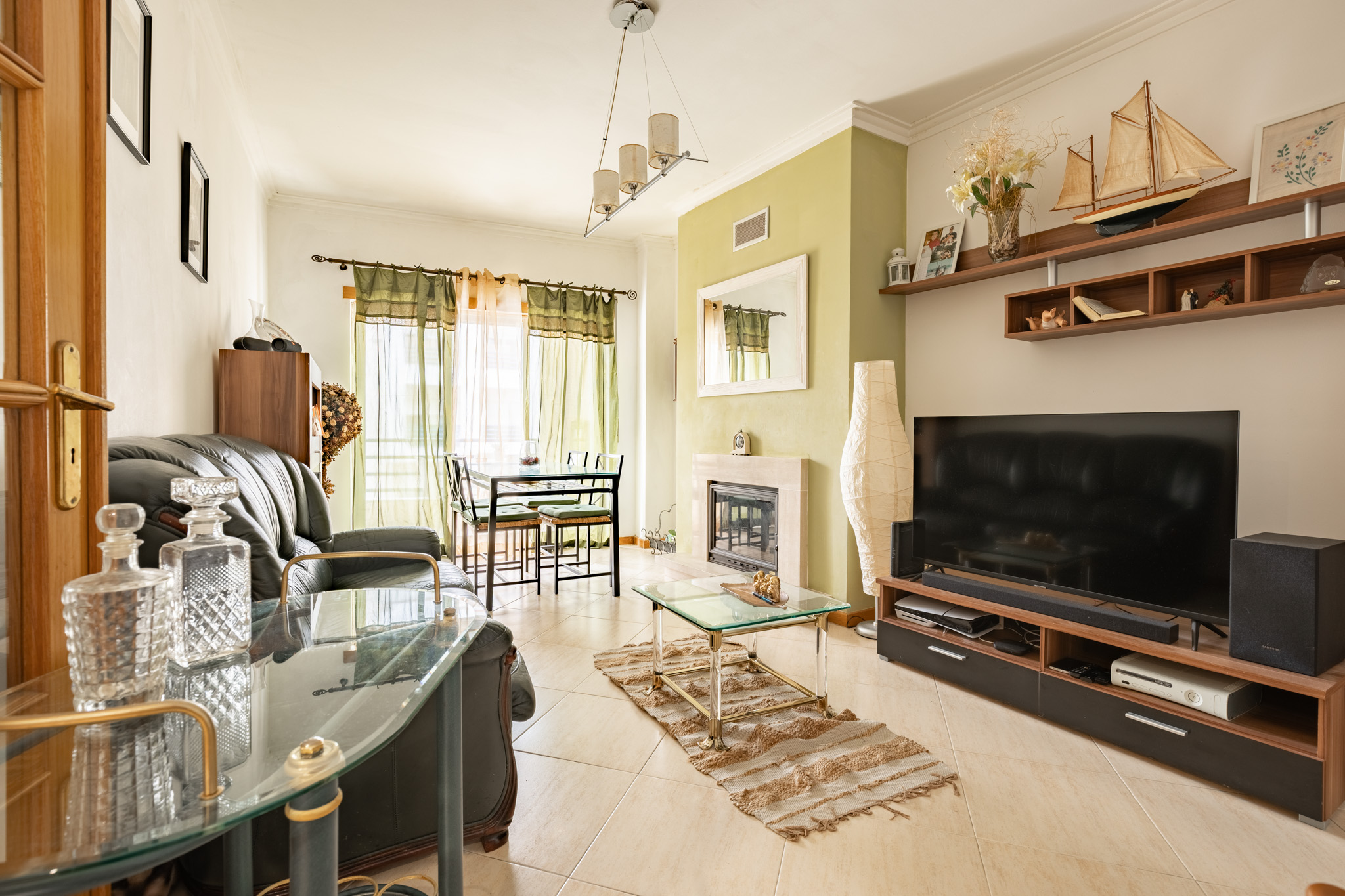 Furnished 2-bedroom apartment in Quinta do Texugo