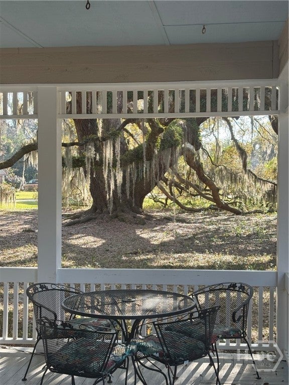 Classic Lowcountry Home in Majestic Oaks