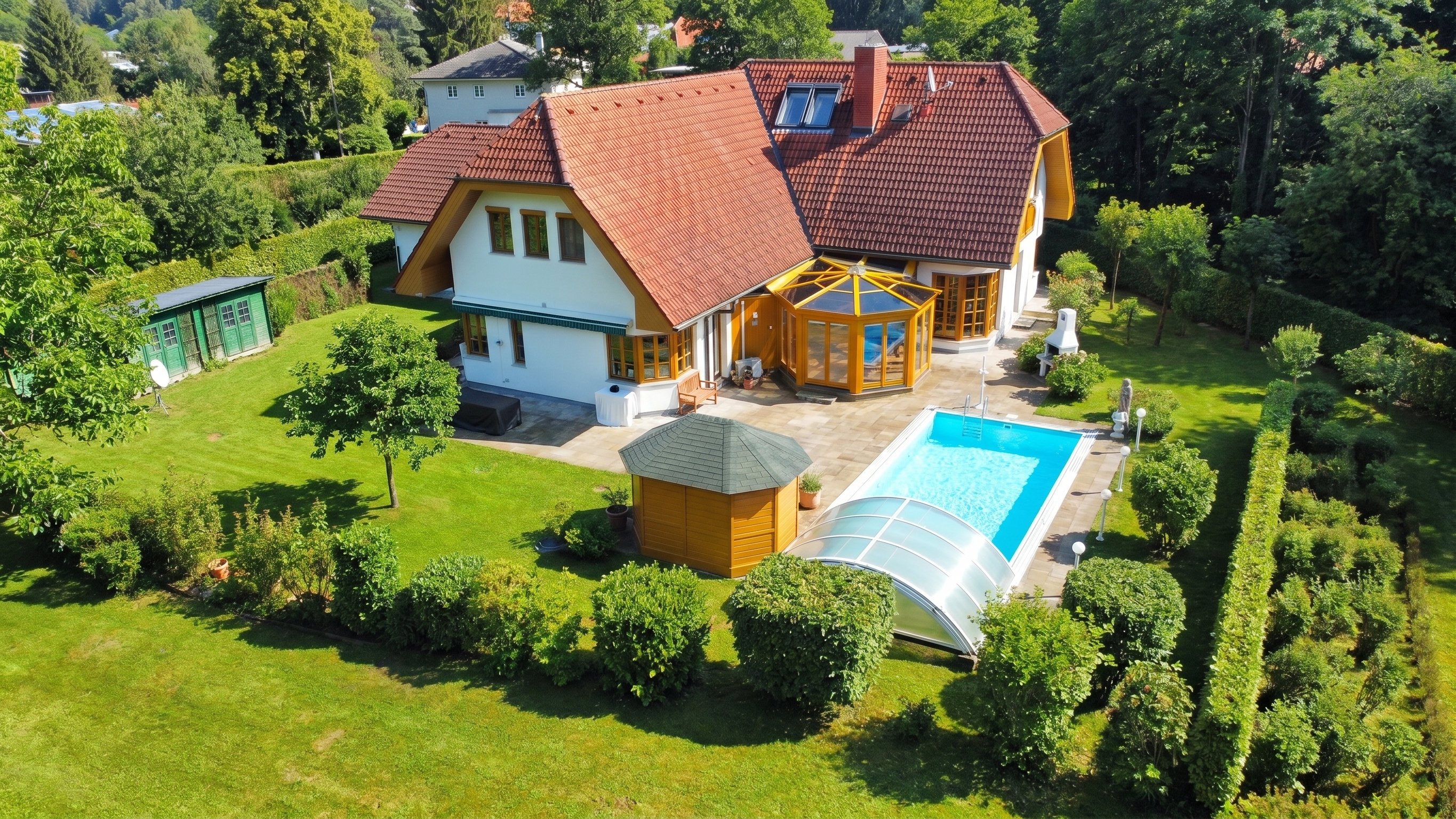 Unique villa with exceptional privacy in an absolutely quiet location