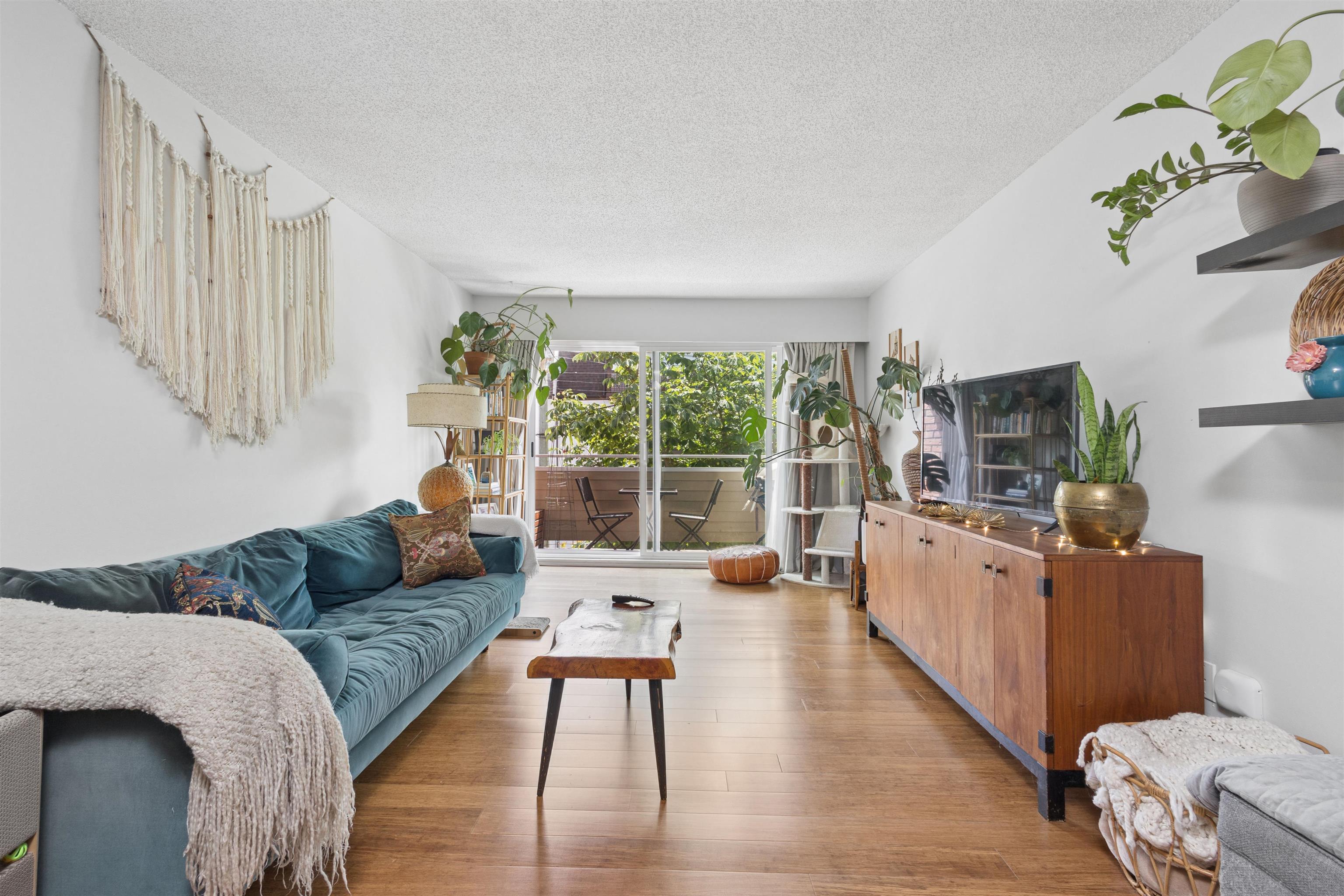 Top Floor Home in Mount Pleasant