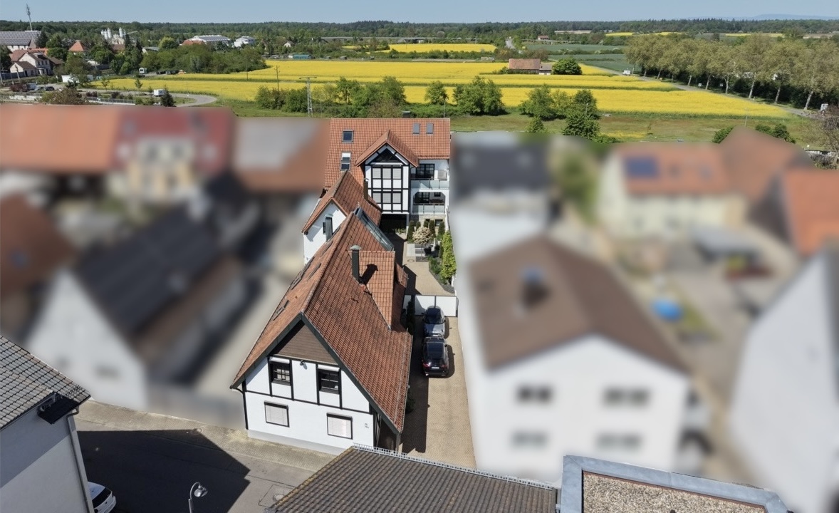 Neuwertiges Immobilienensemble mit vielfältigen Nutzungsvarianten