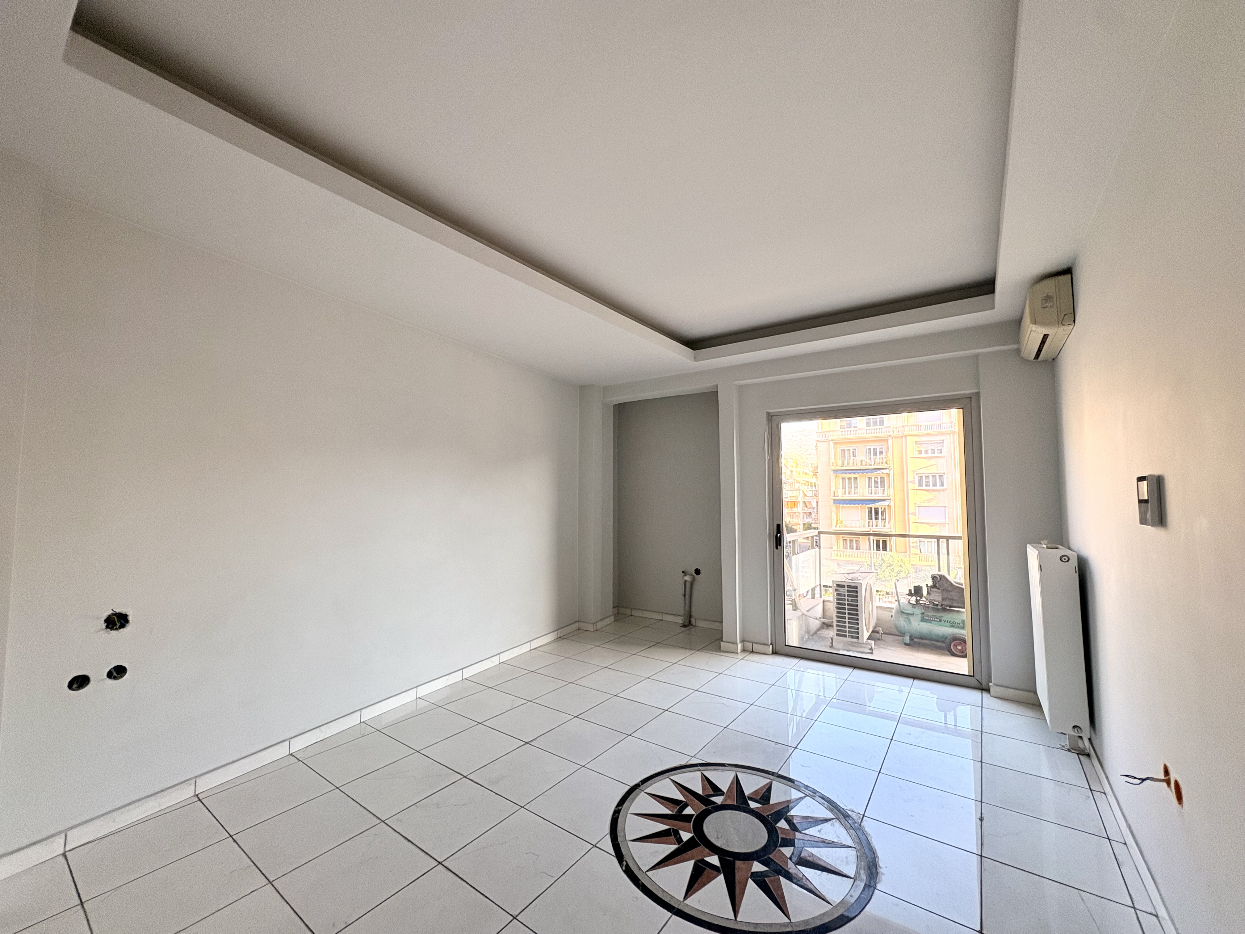 Flat for professional use on Vasilissis Sofias Avenue