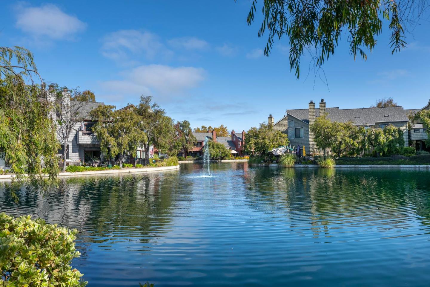 An Elegant Escape Along the Lagoon