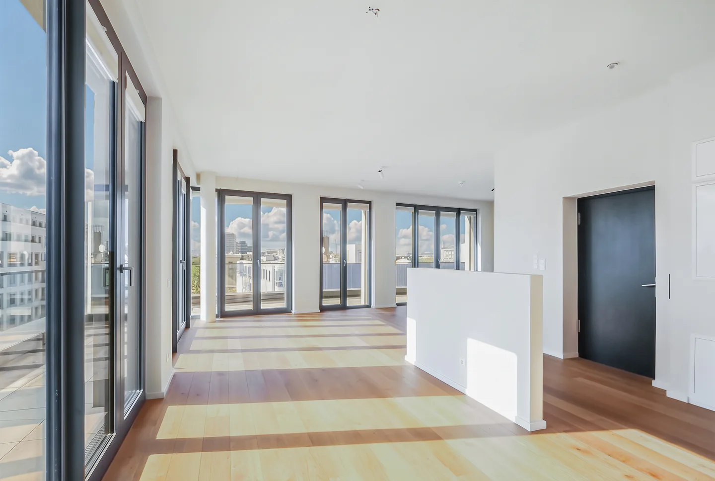 Penthouse-Highlight mit großen Terrassen über den Dächern Berlins - Foto 4