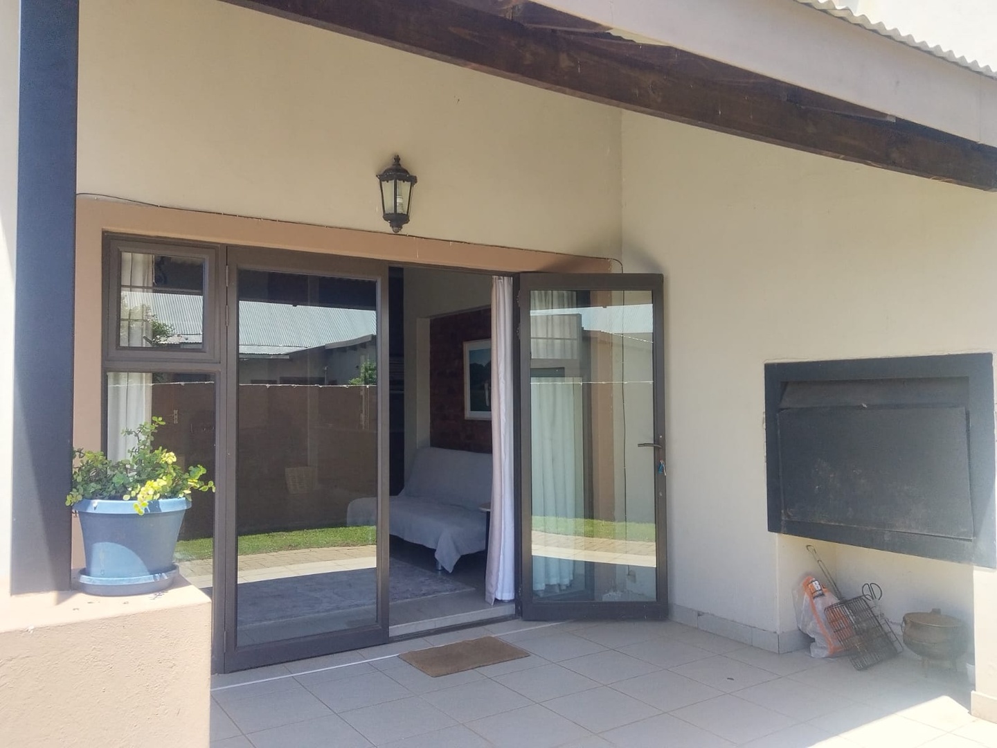 Charming Family Home in Bailliepark to rent