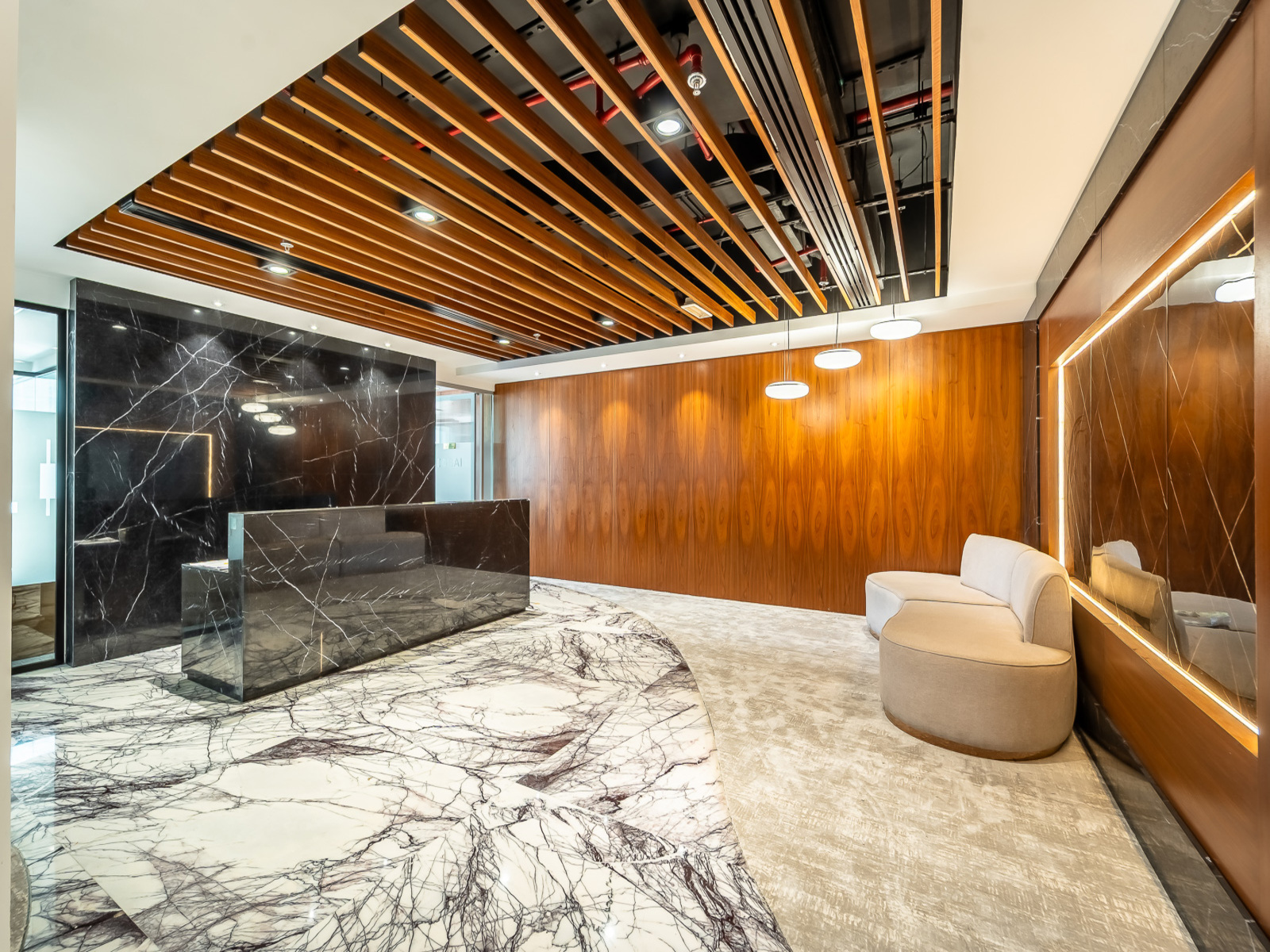 High Floor | Fitted Office | 8 Parking Spaces