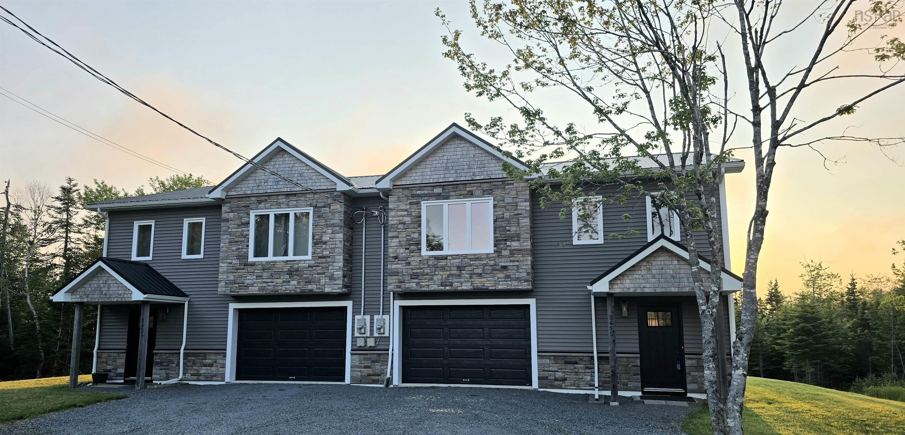 Modern 2022 ICF Duplex: 6+ Acres of Privacy in Williamswood