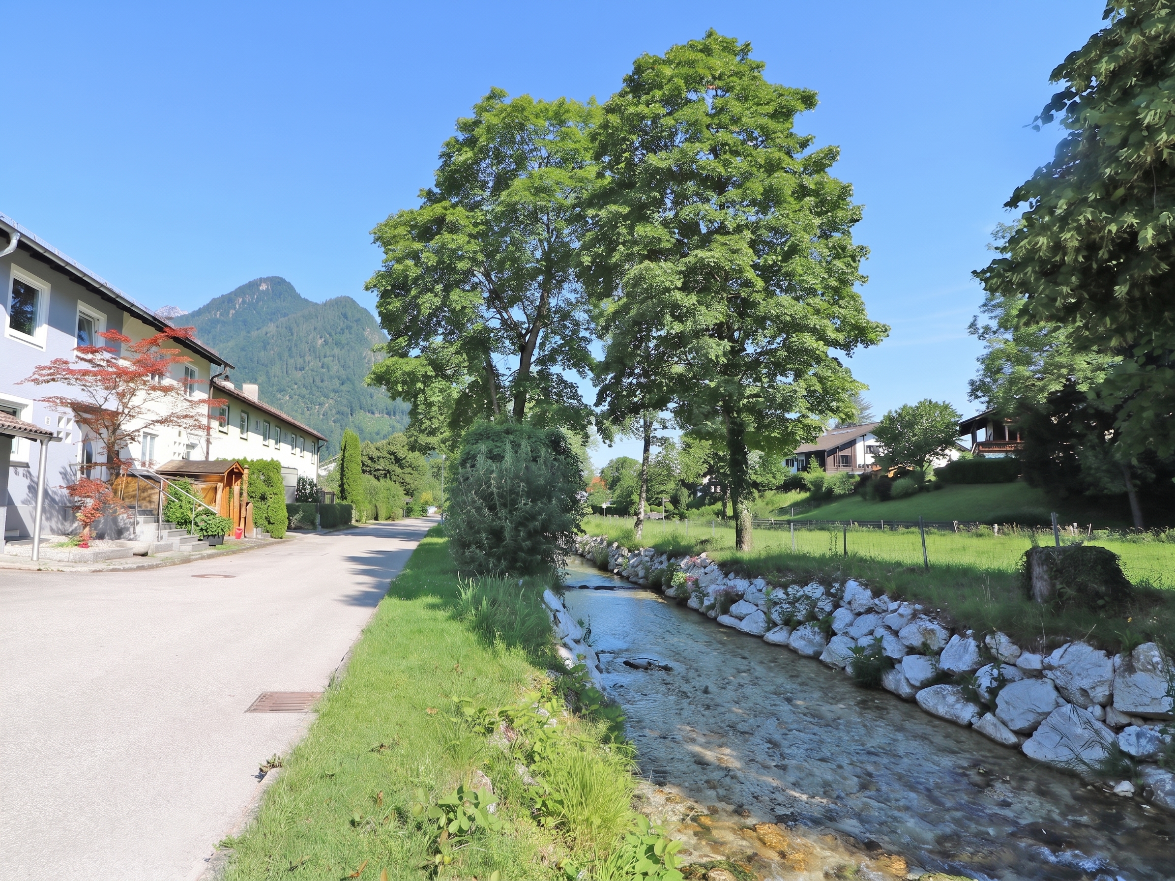 Großzügig wohnen am Mühlbach – zwei bereits verbundene Wohnungen