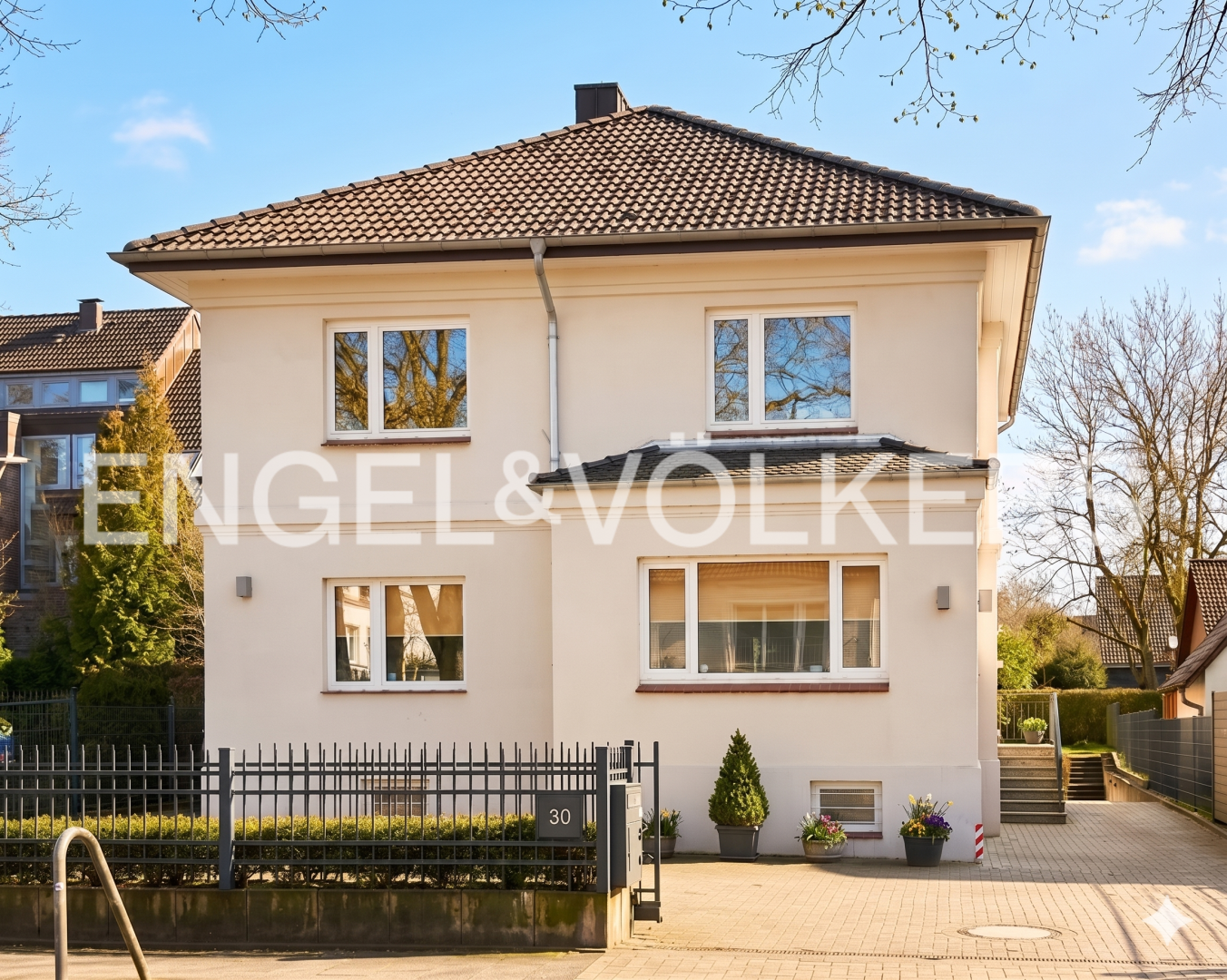 Moderne Büroflächen im Solitärobjekt in urbaner Lage
