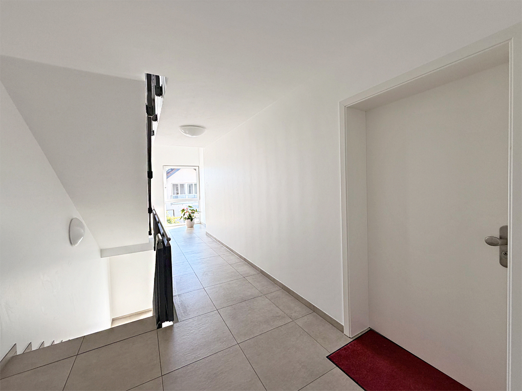 Moderne 2-Zimmer-Wohnung mit Balkon in ruhiger Lage