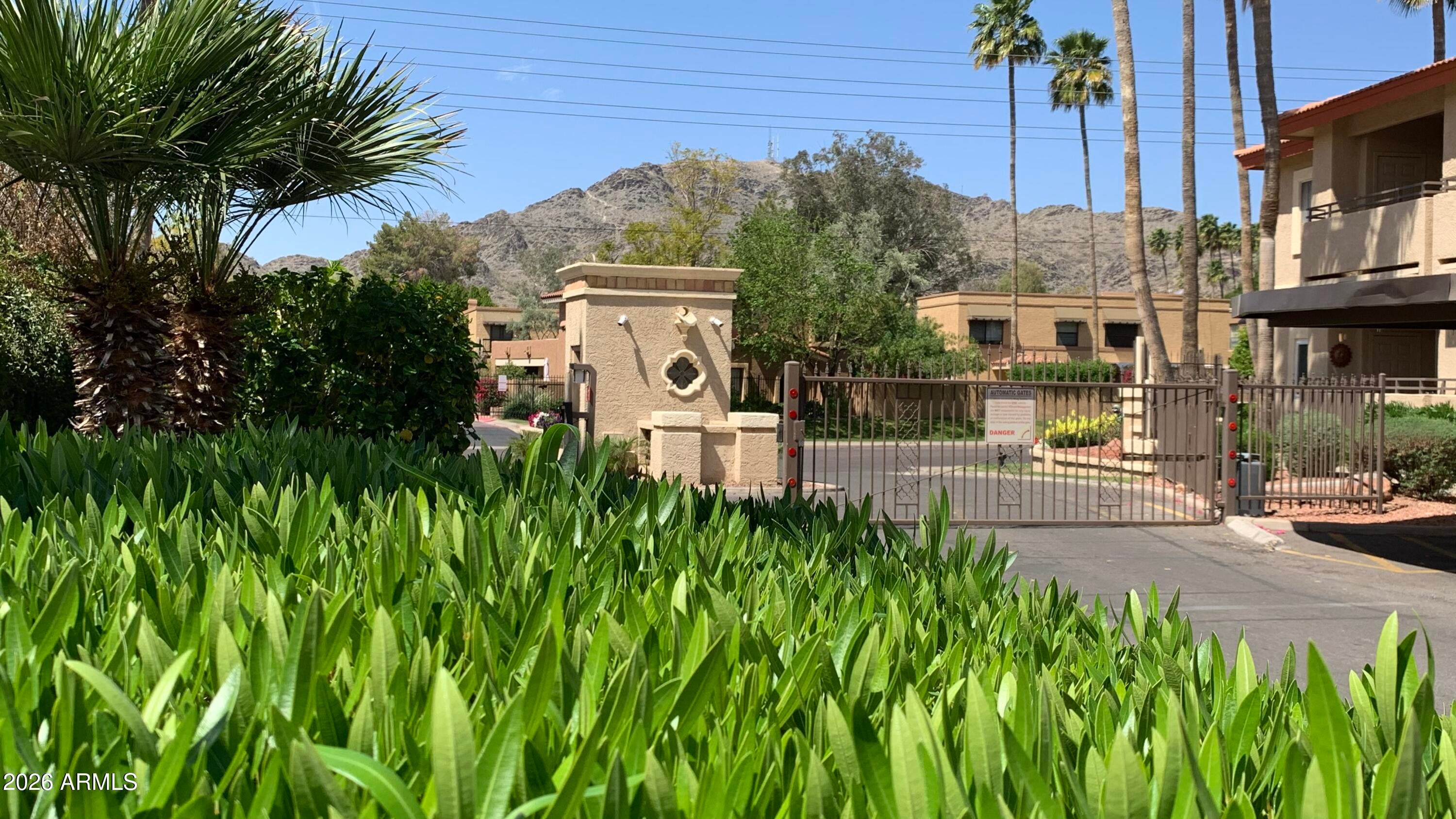 Experience Gated Community Living at Tapatio Cliffs