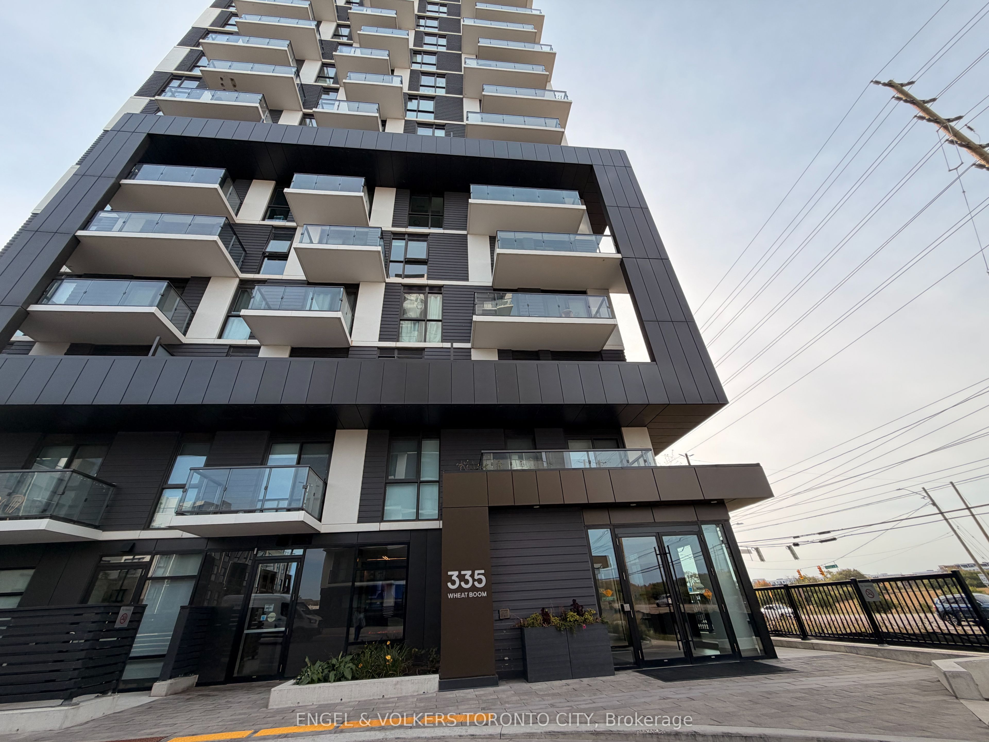 Affordable modern day living in North Oakville